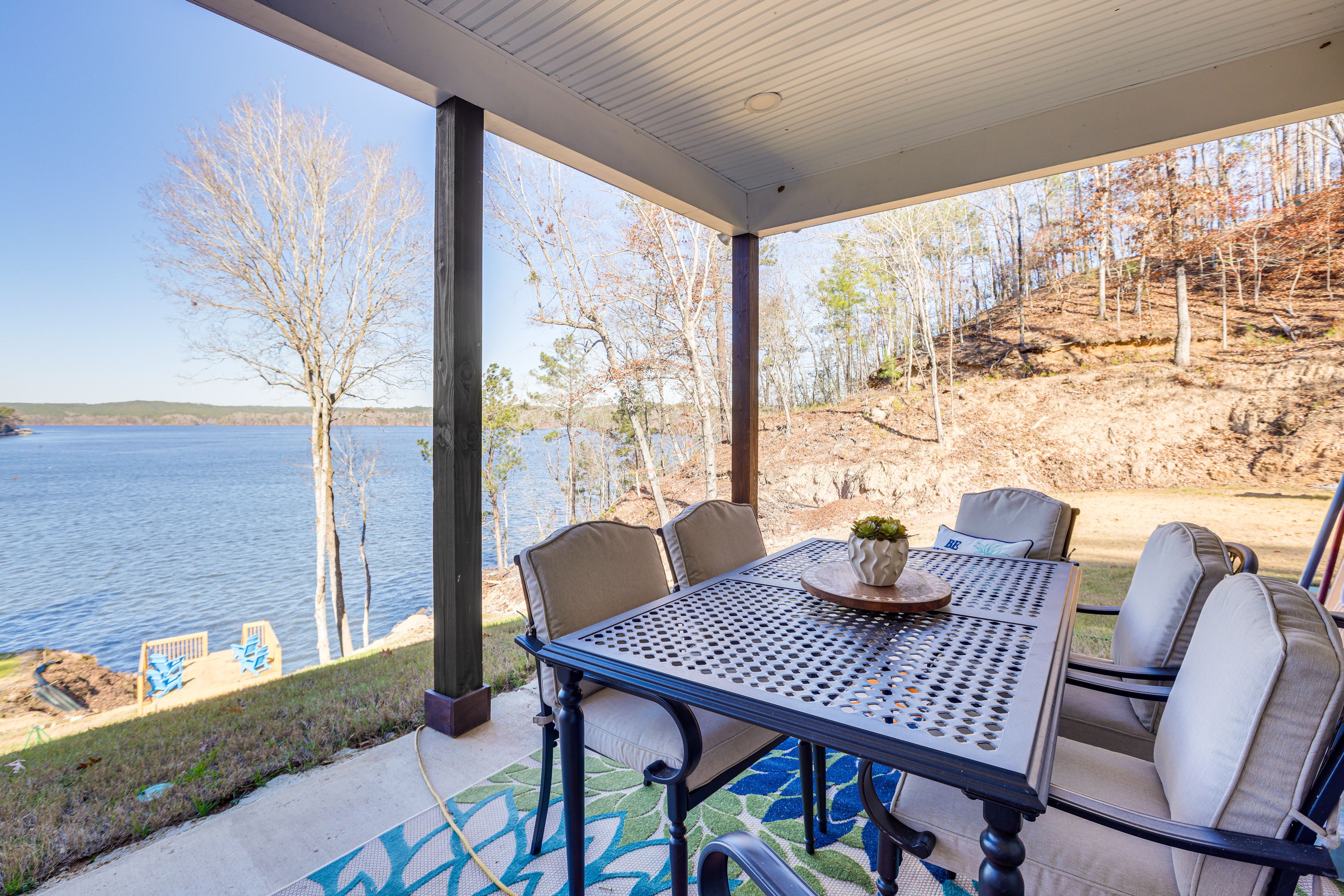 Rockford Vacation Rental | 3BR | 2BA | 2,000 Sq Ft | Step-Free Entry