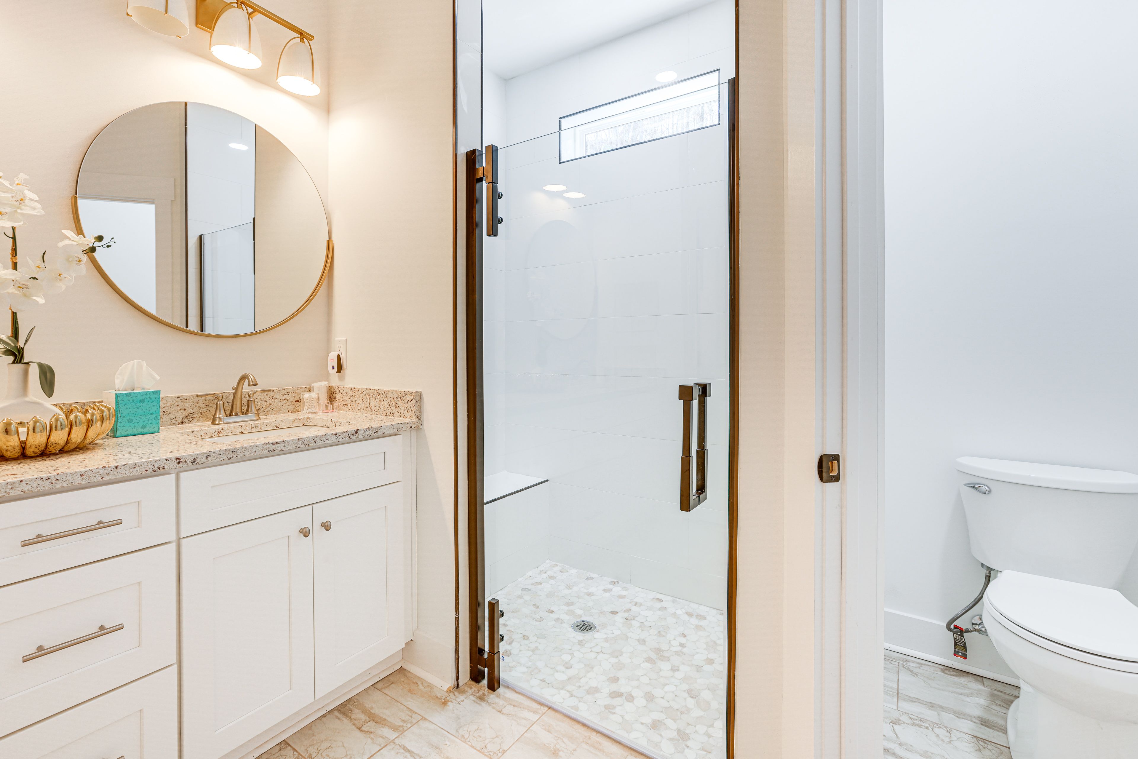 En-Suite Bathroom