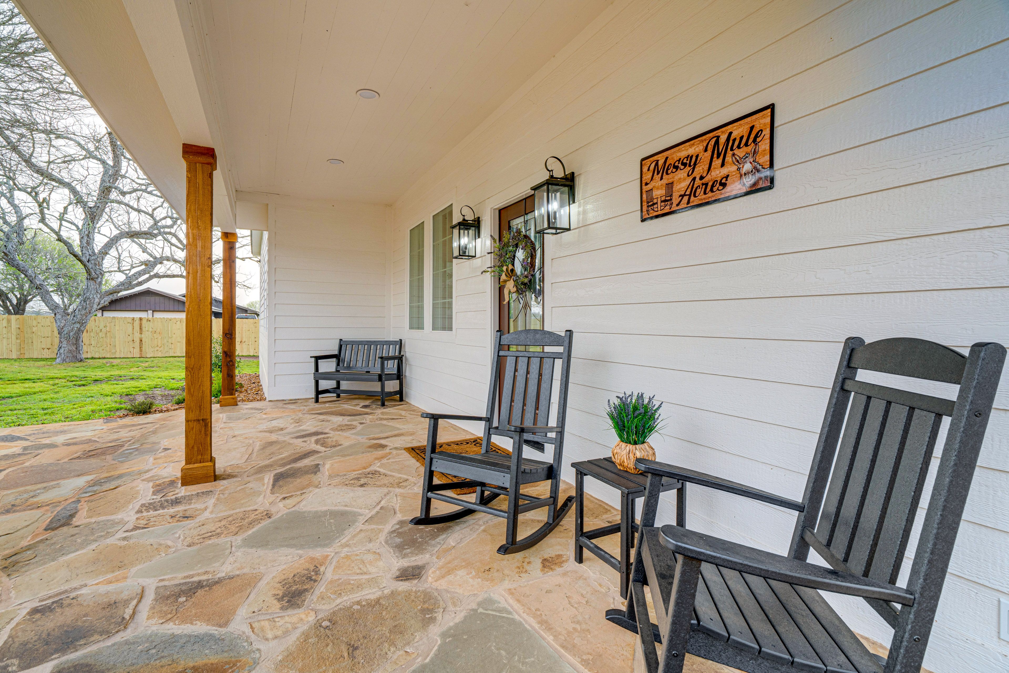 Front Patio | Private Entrance