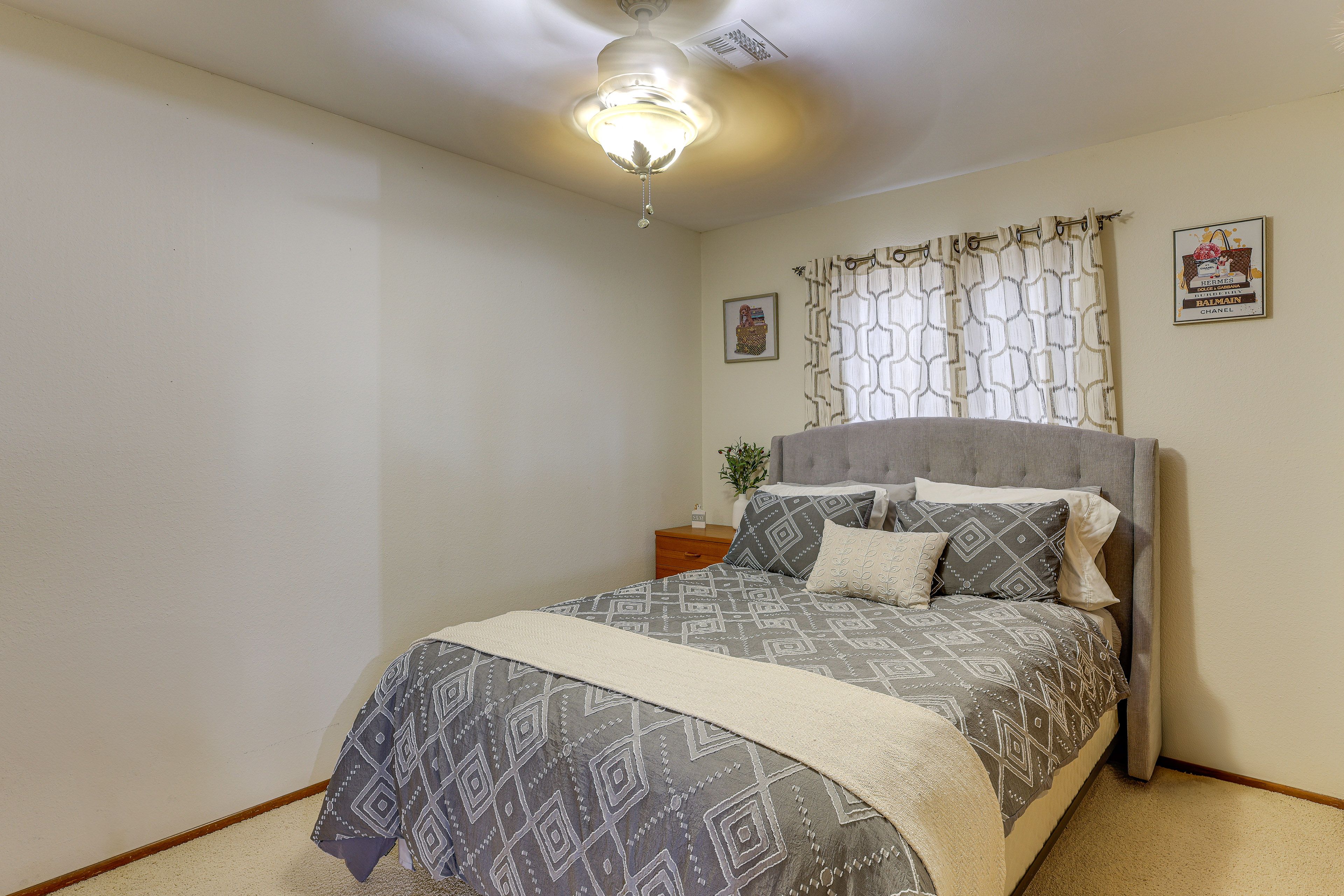 Bedroom 2 | Queen Bed