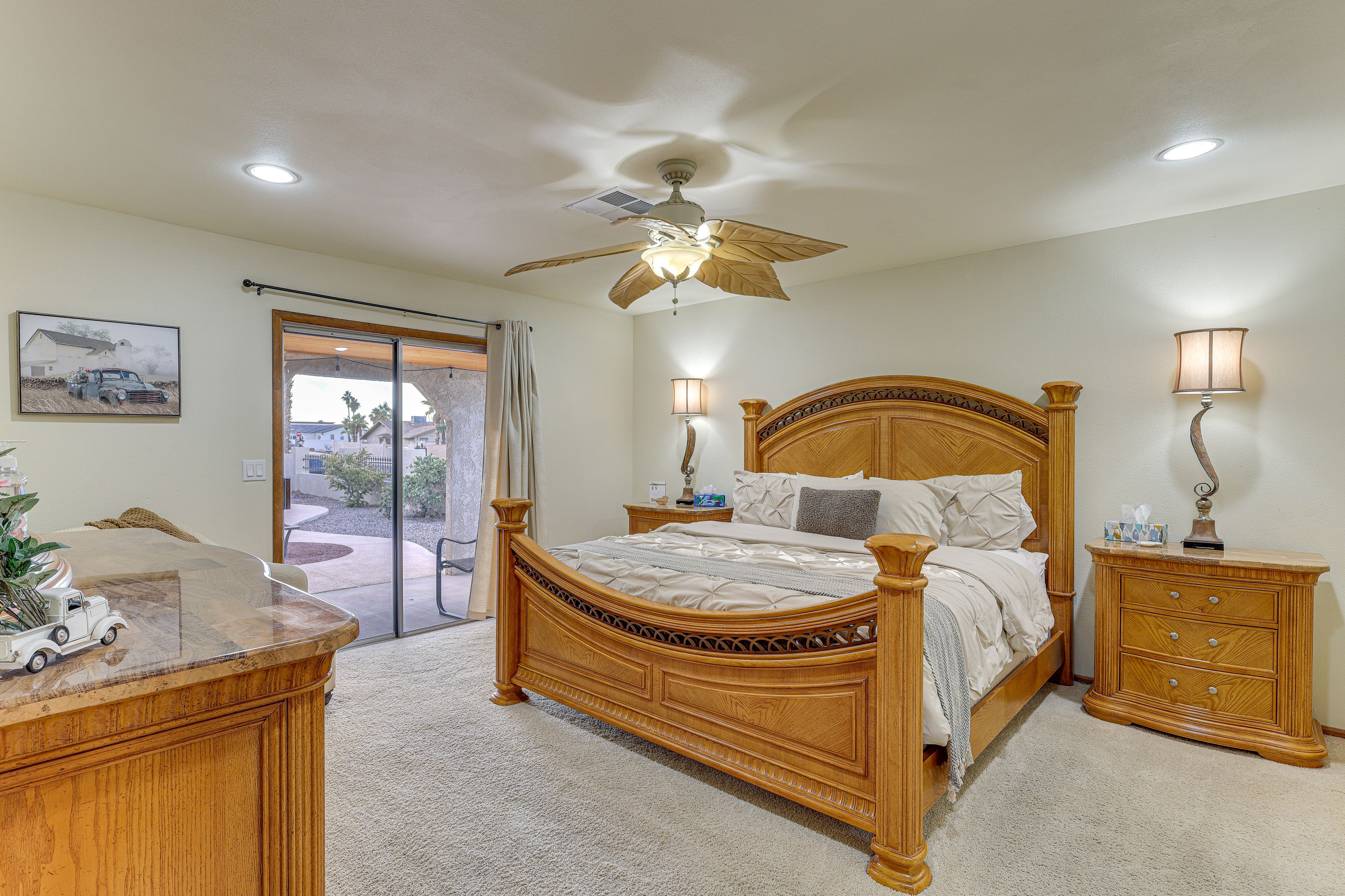 Bedroom 1 | King Bed | Twin Sleeper Chair | Linens Provided