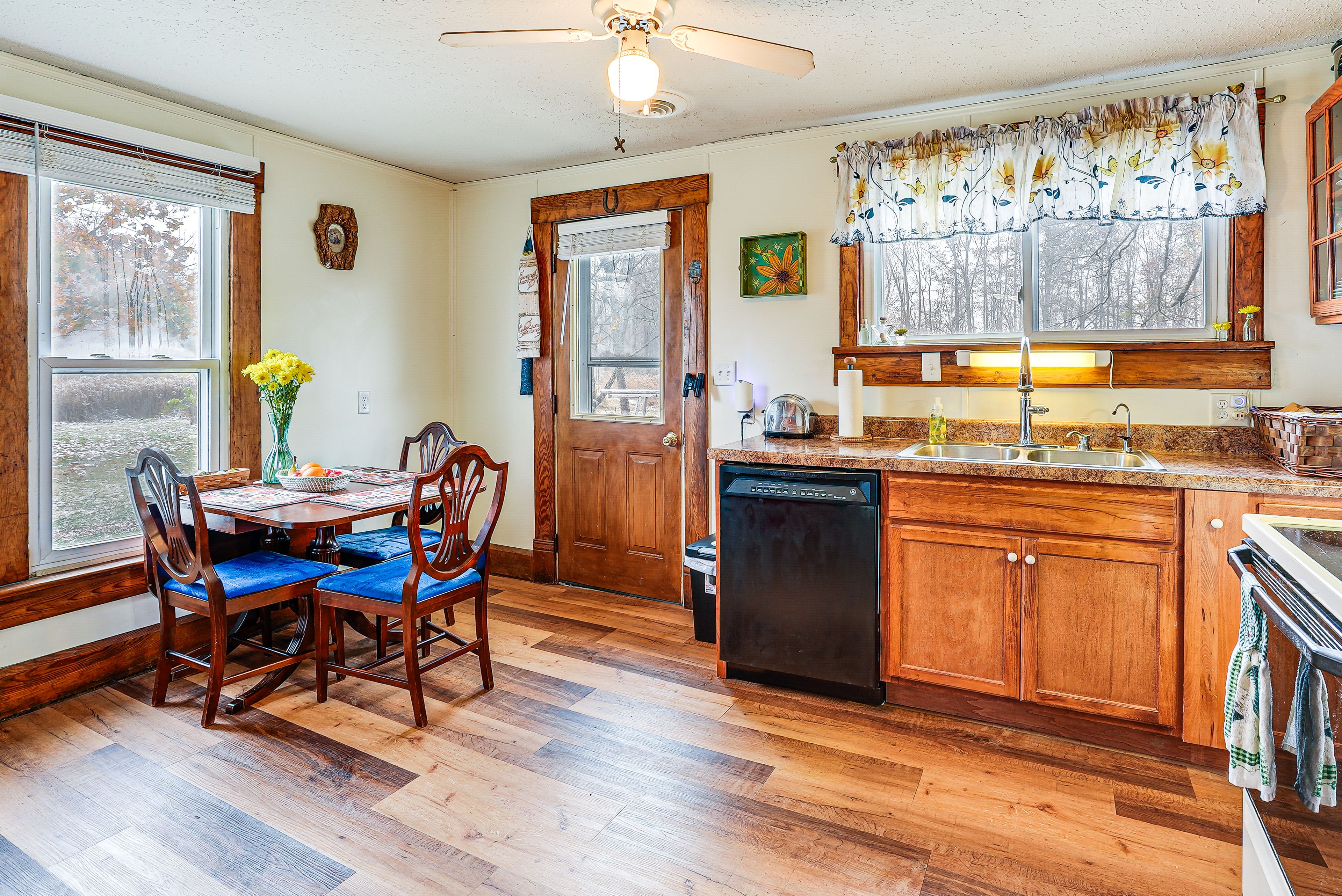 Dining Table | Kitchen | 1st Floor