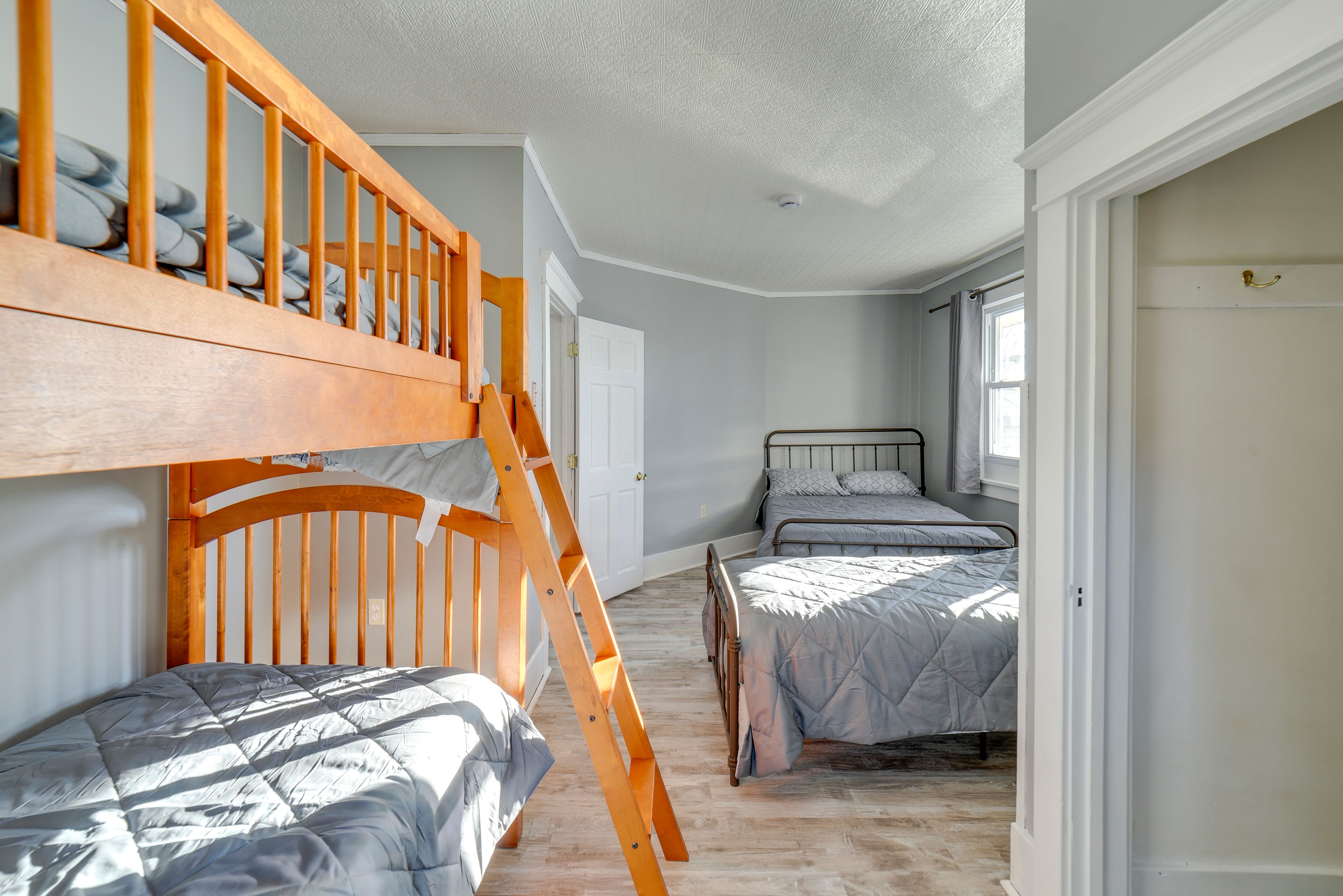Bedroom 3 | Full Bed | Twin Bed | Twin Bunk Bed | 2nd Floor