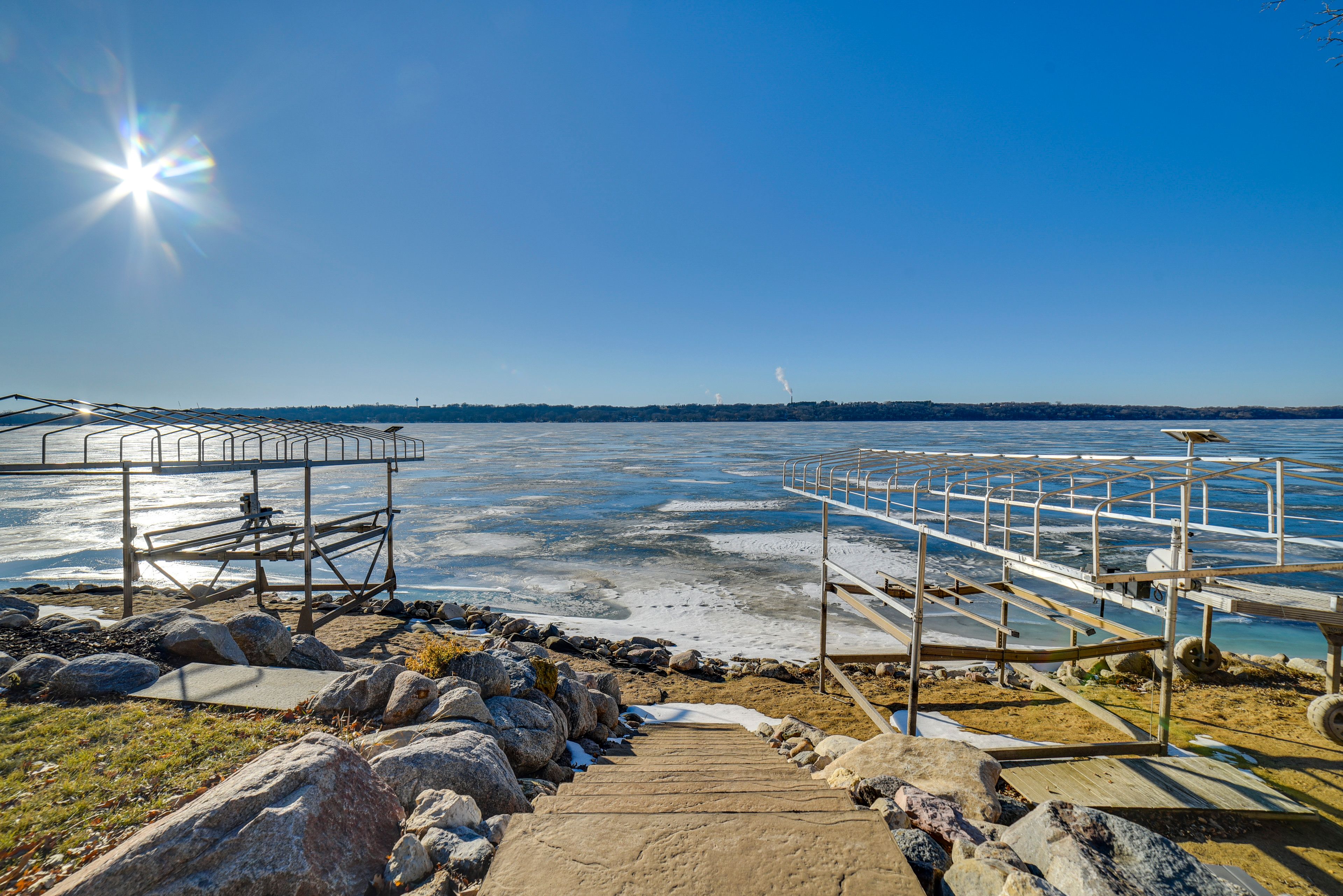 Private Beach | Boat Slip