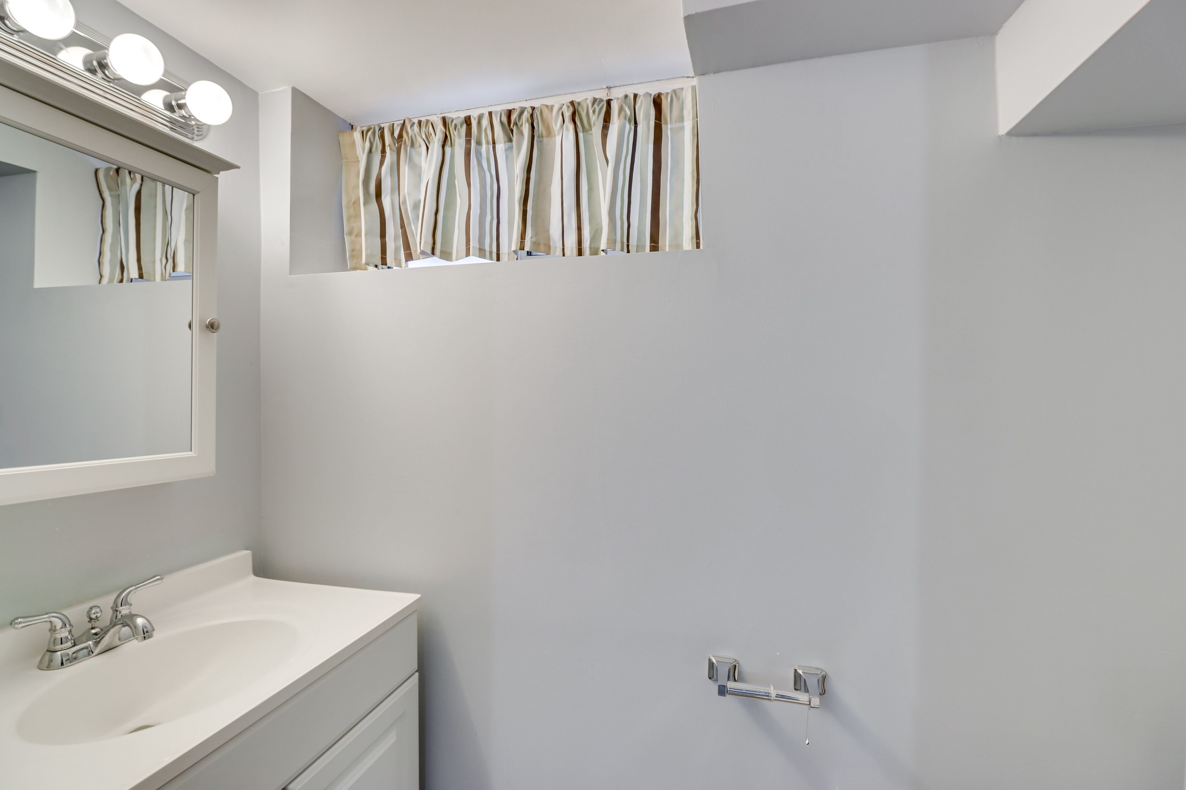 Half Bathroom | Basement