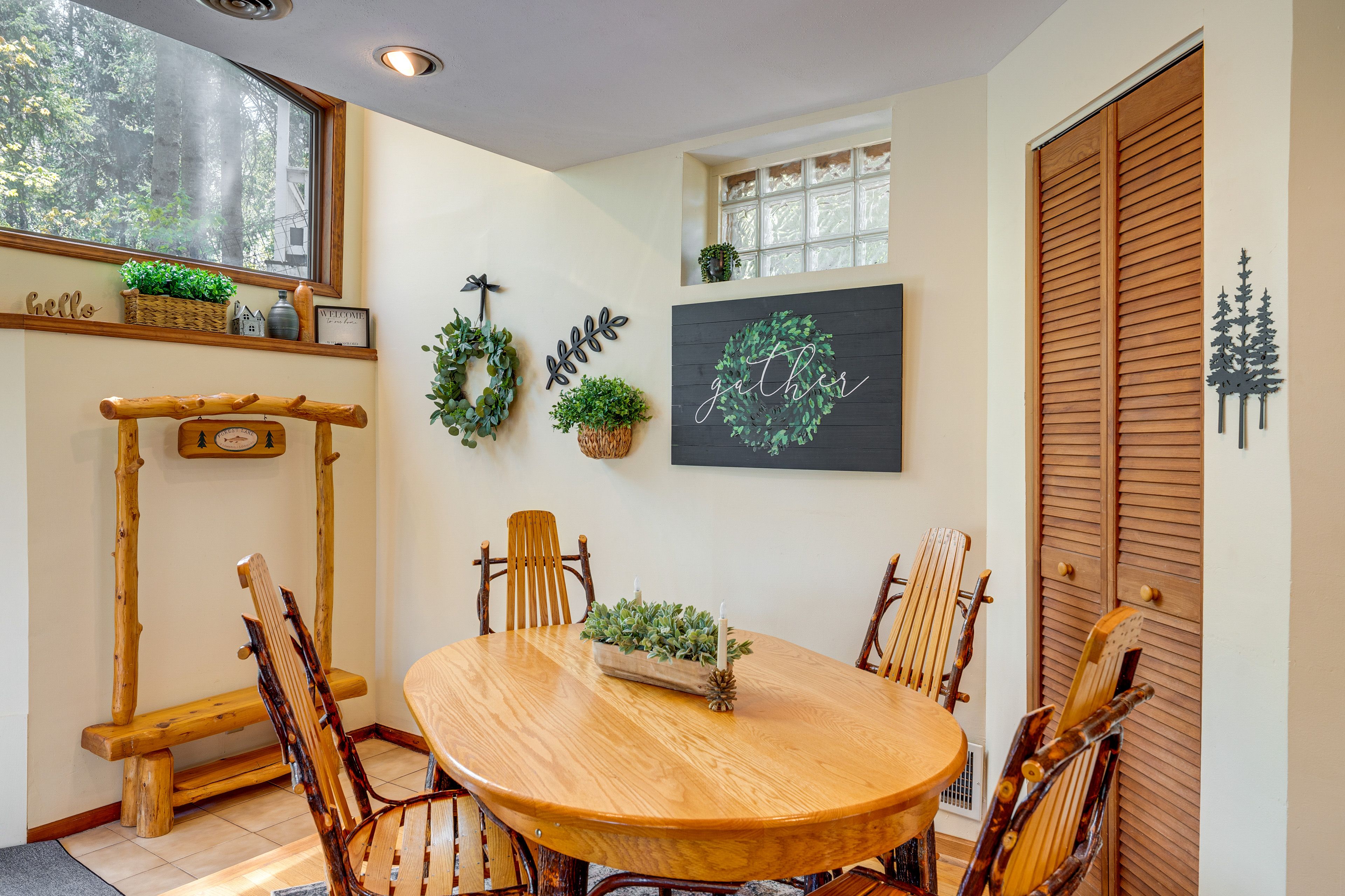 Dining Area | Dishware & Flatware | Central A/C & Heat | 1st Floor