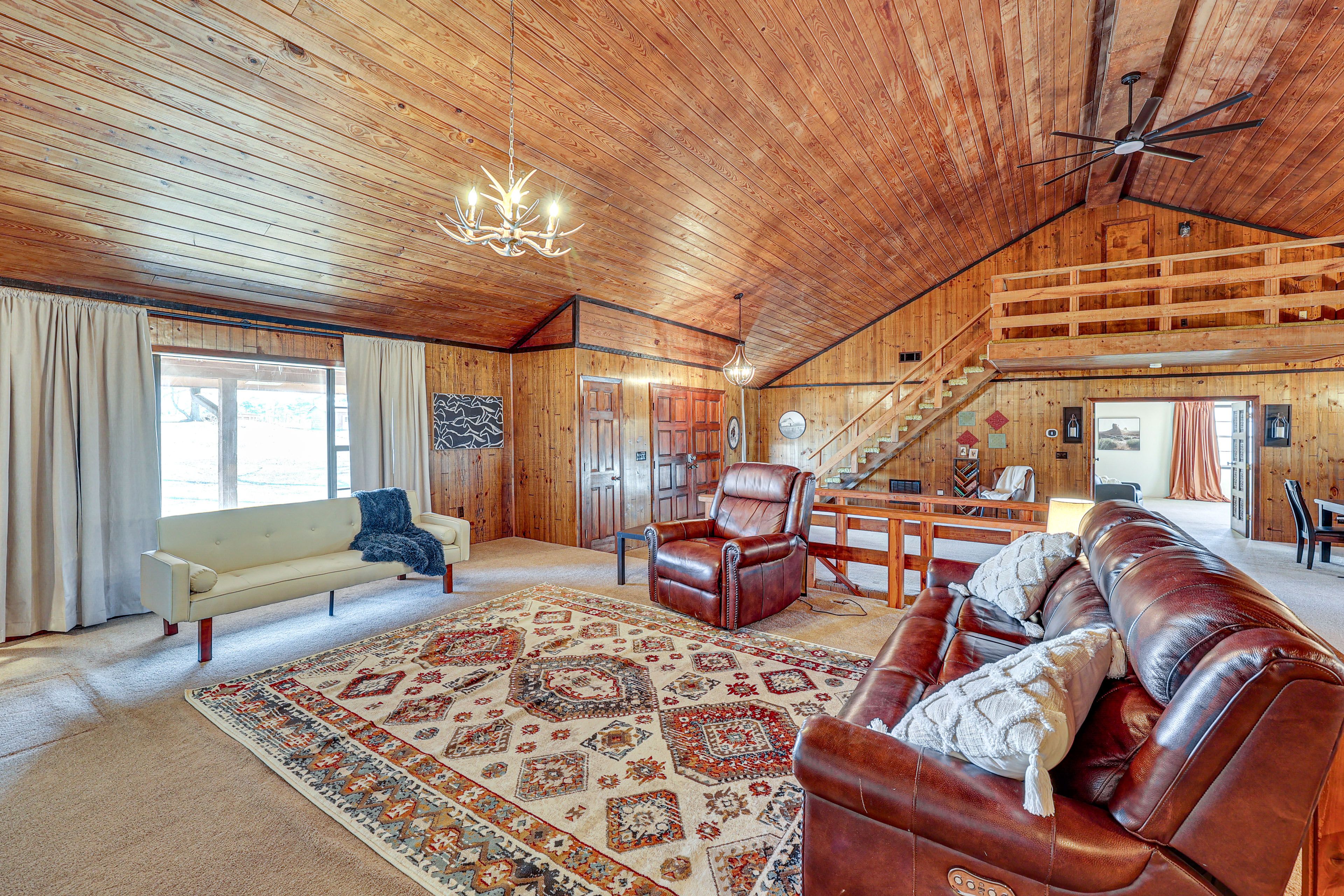 Living Room | Full Sleeper Sofa | Main Level