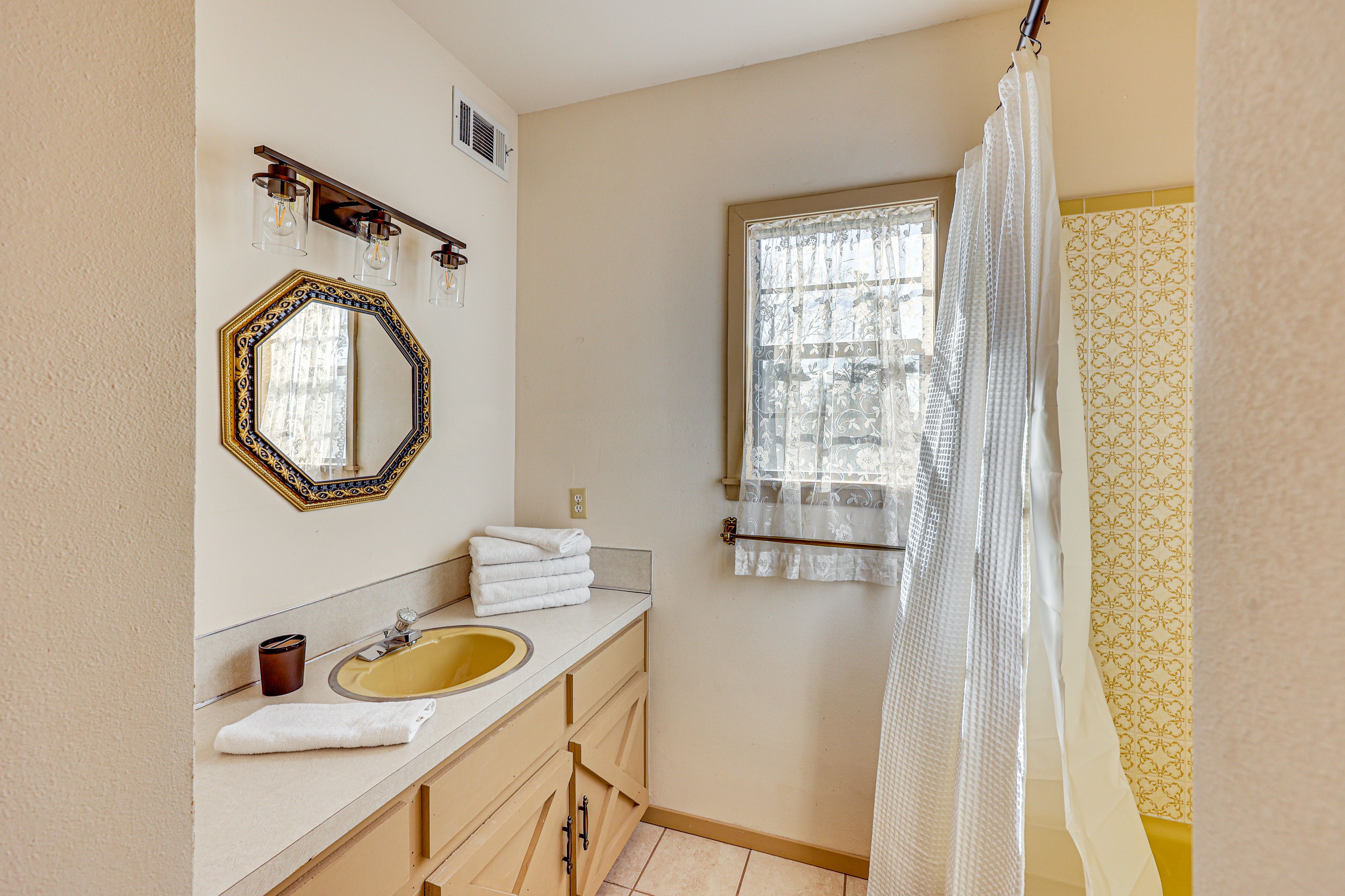 Full Bath | Lower Level