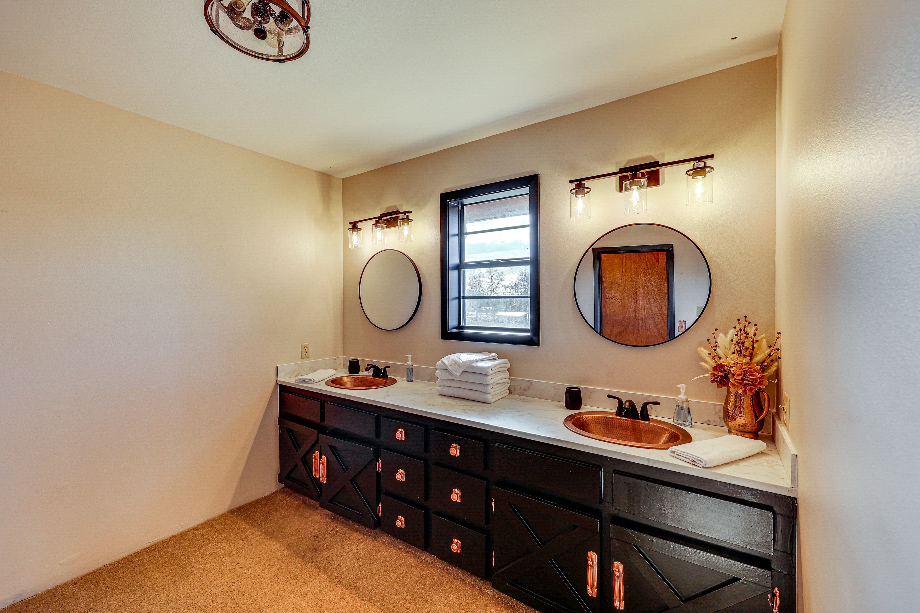 Full Bath | Main Level