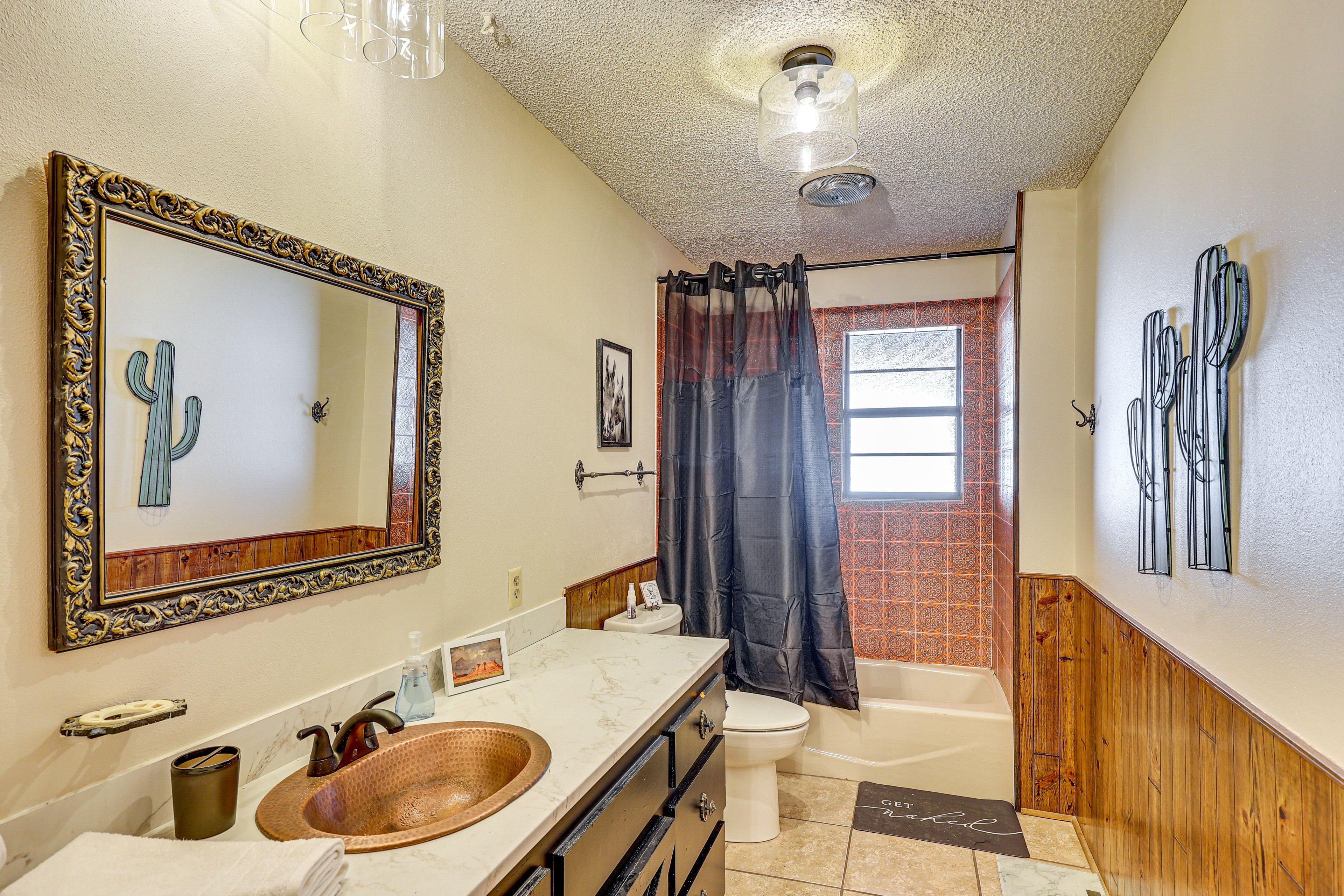Full Bath | Main Level