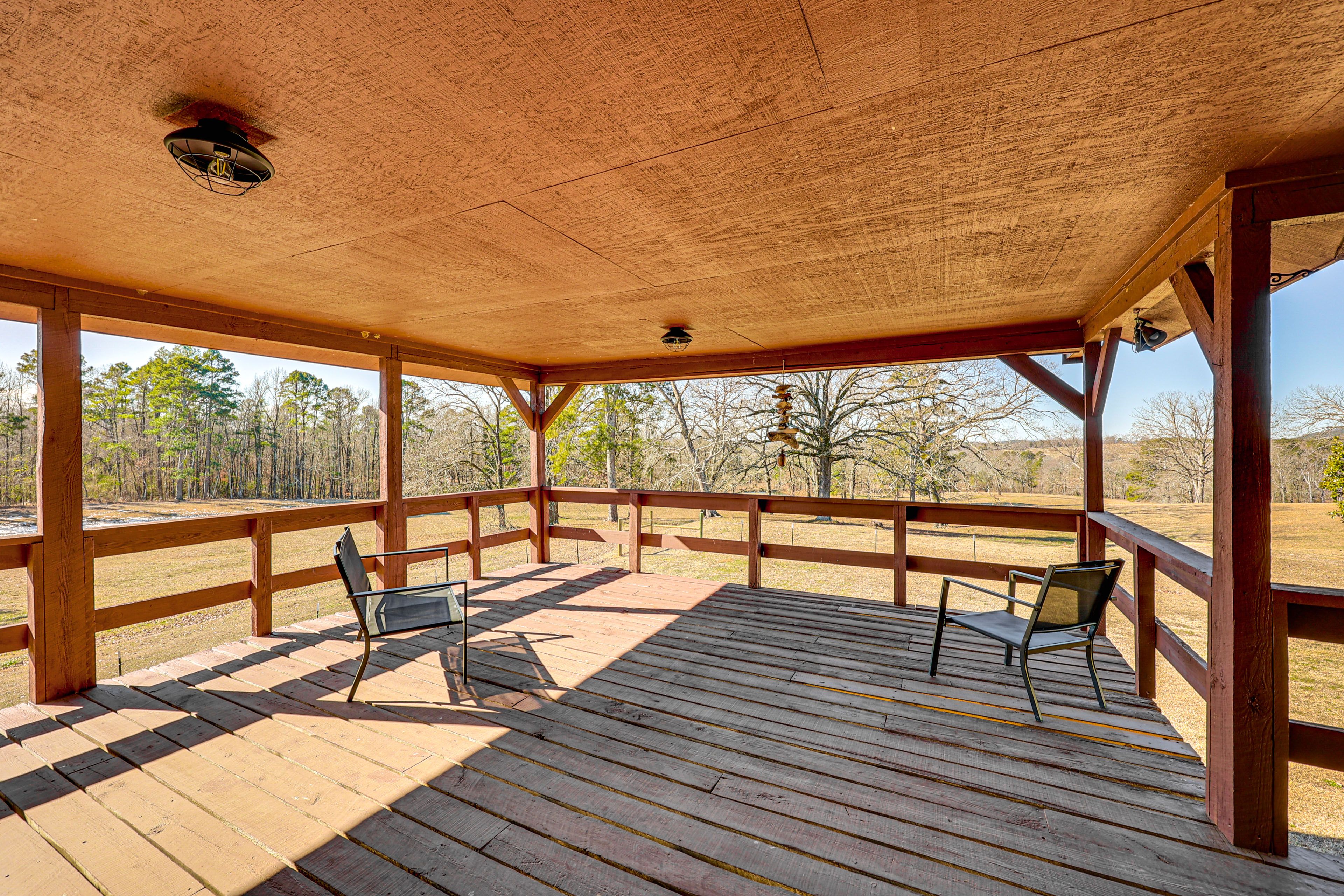 Wraparound Deck