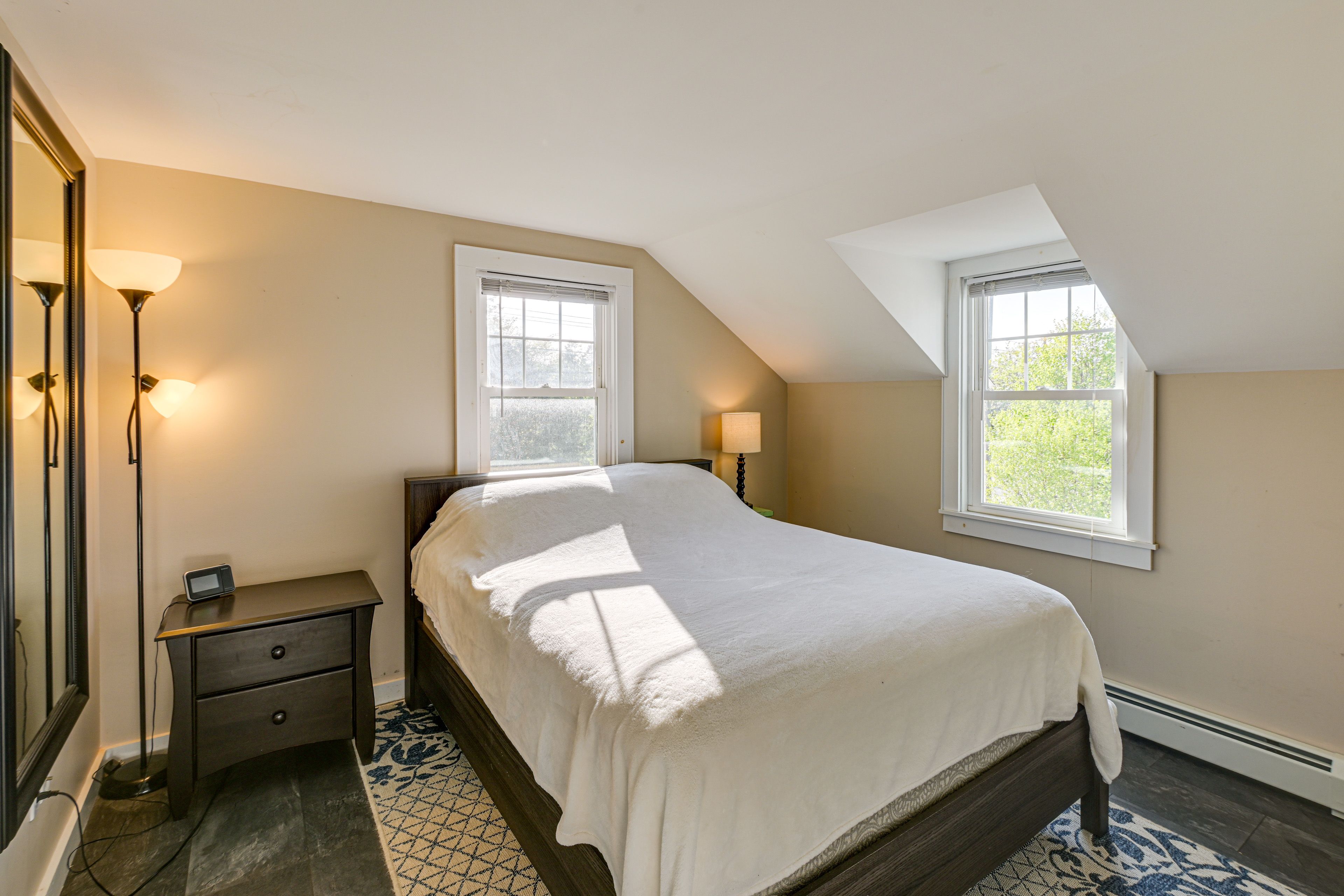 Bedroom 4 | 2nd Floor | Queen Bed
