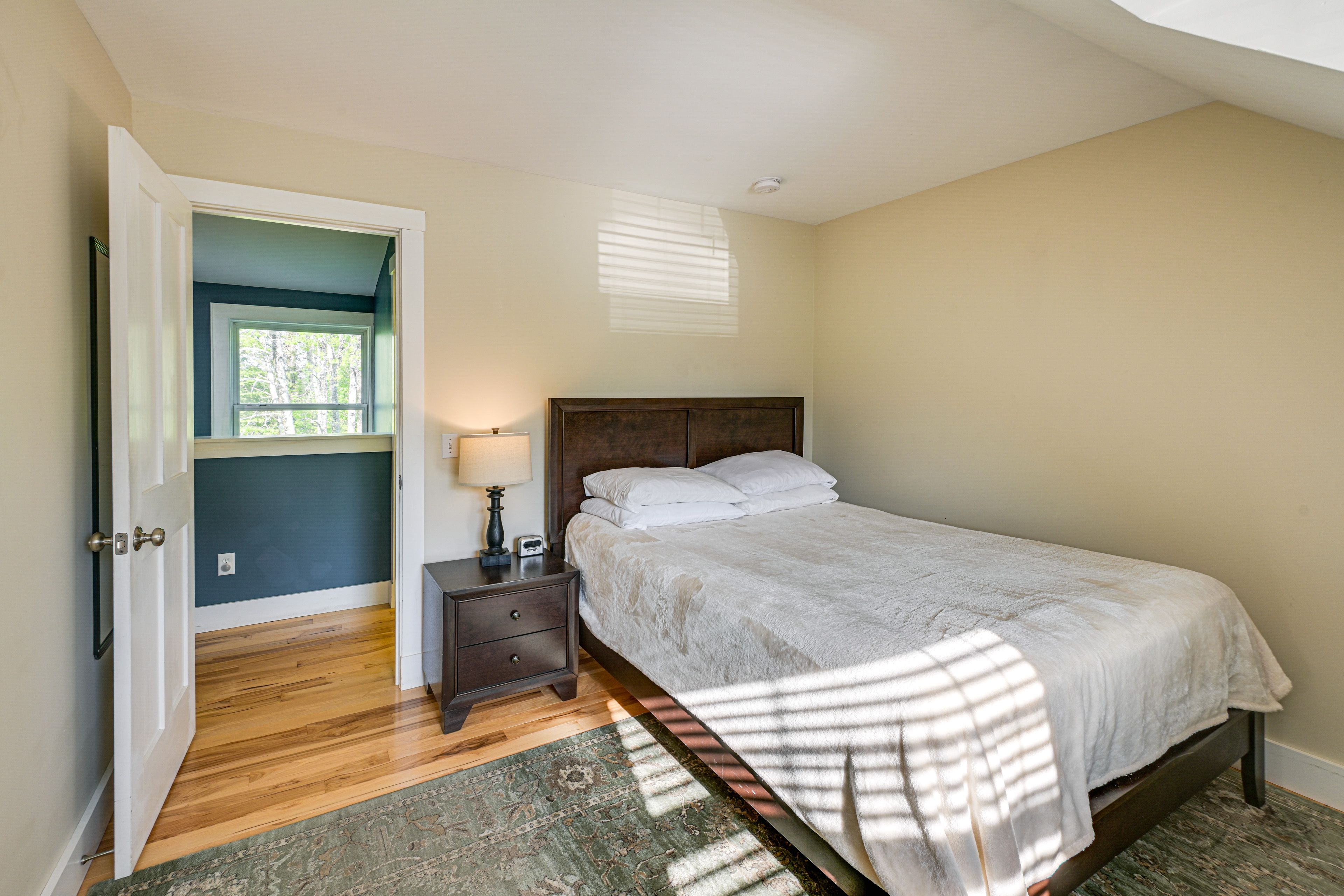 Bedroom 3 | 2nd Floor | Queen Bed