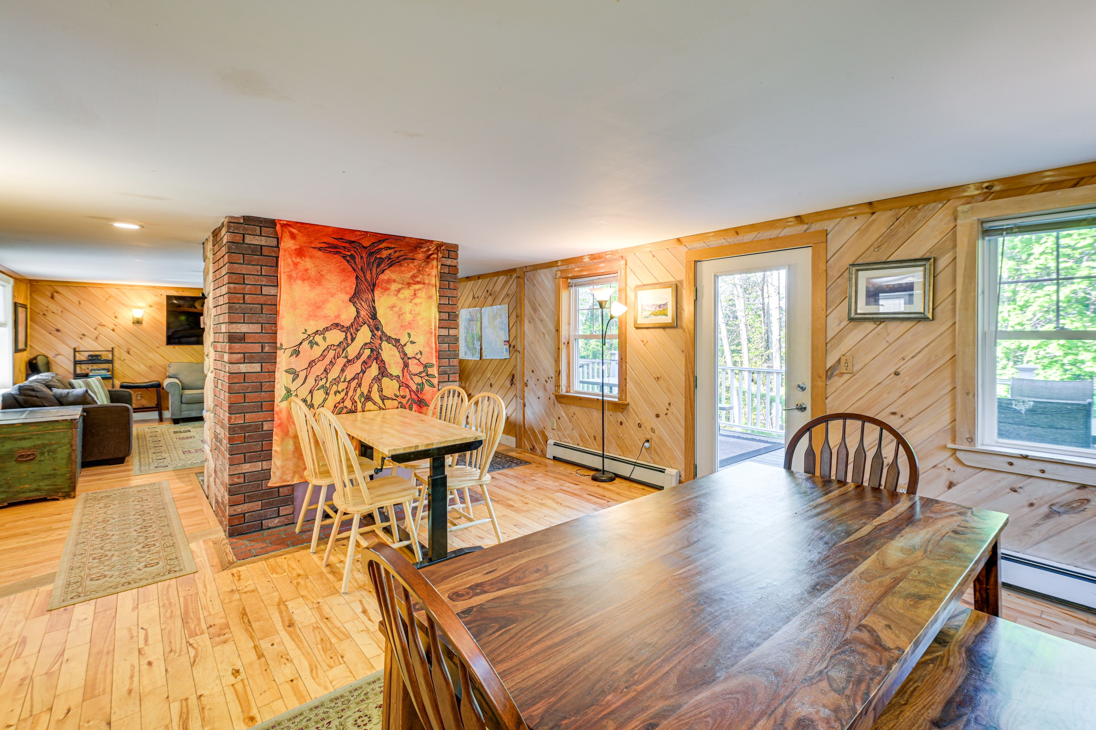 Dining Room | 1st Floor | Dishware & Flatware