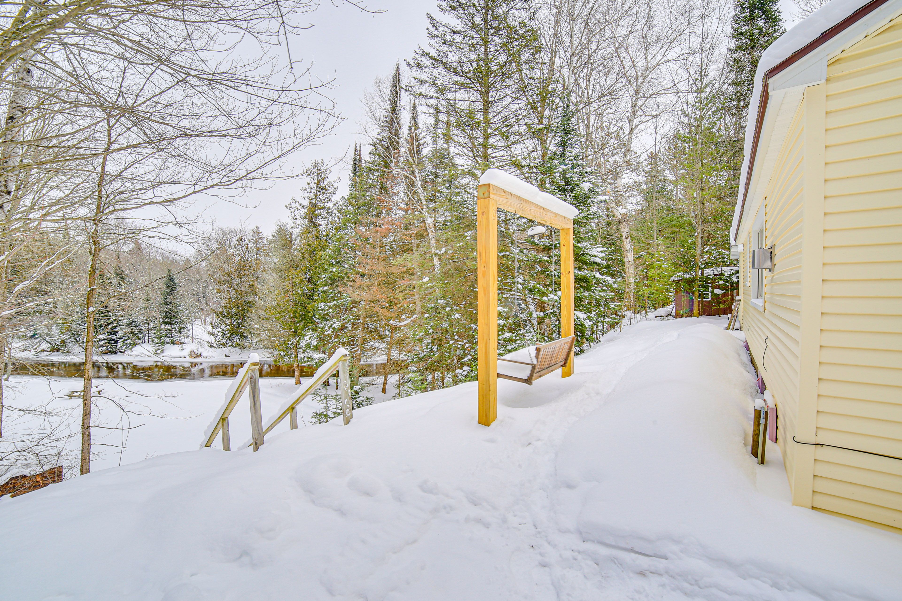 Riverfront Outdoor Space | Winter Wonderland