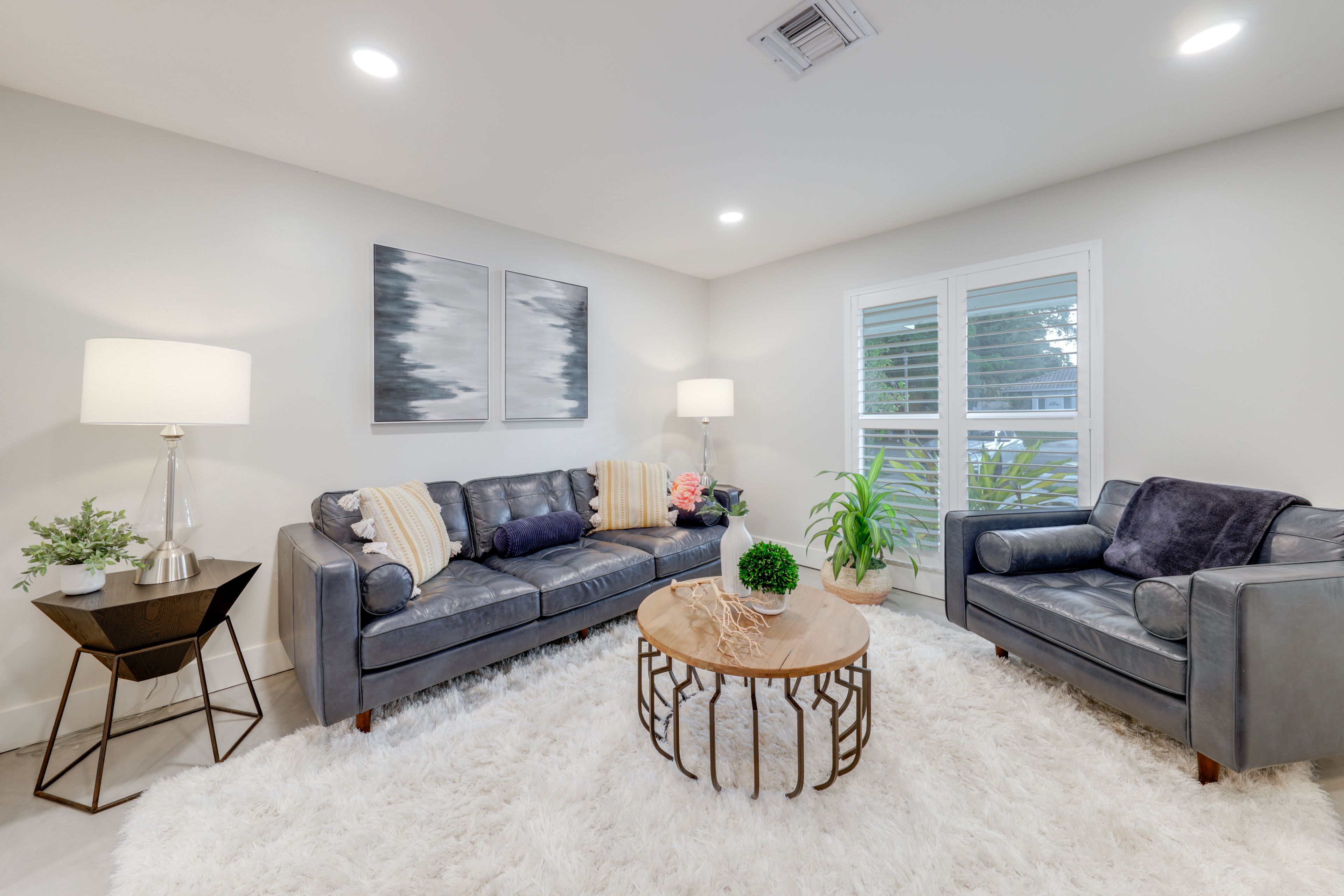 Family Room | Free WiFi