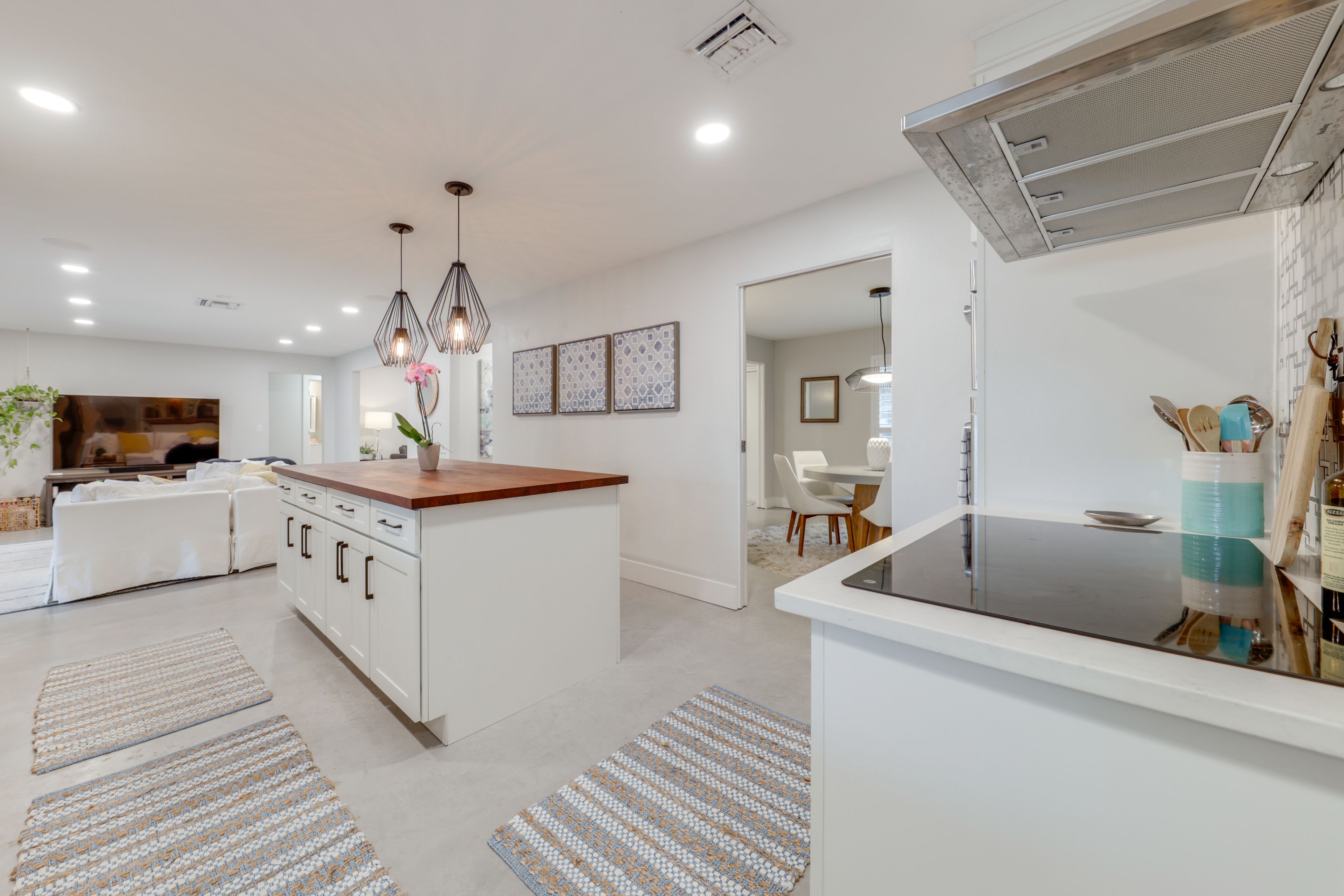 Kitchen | Dishwasher