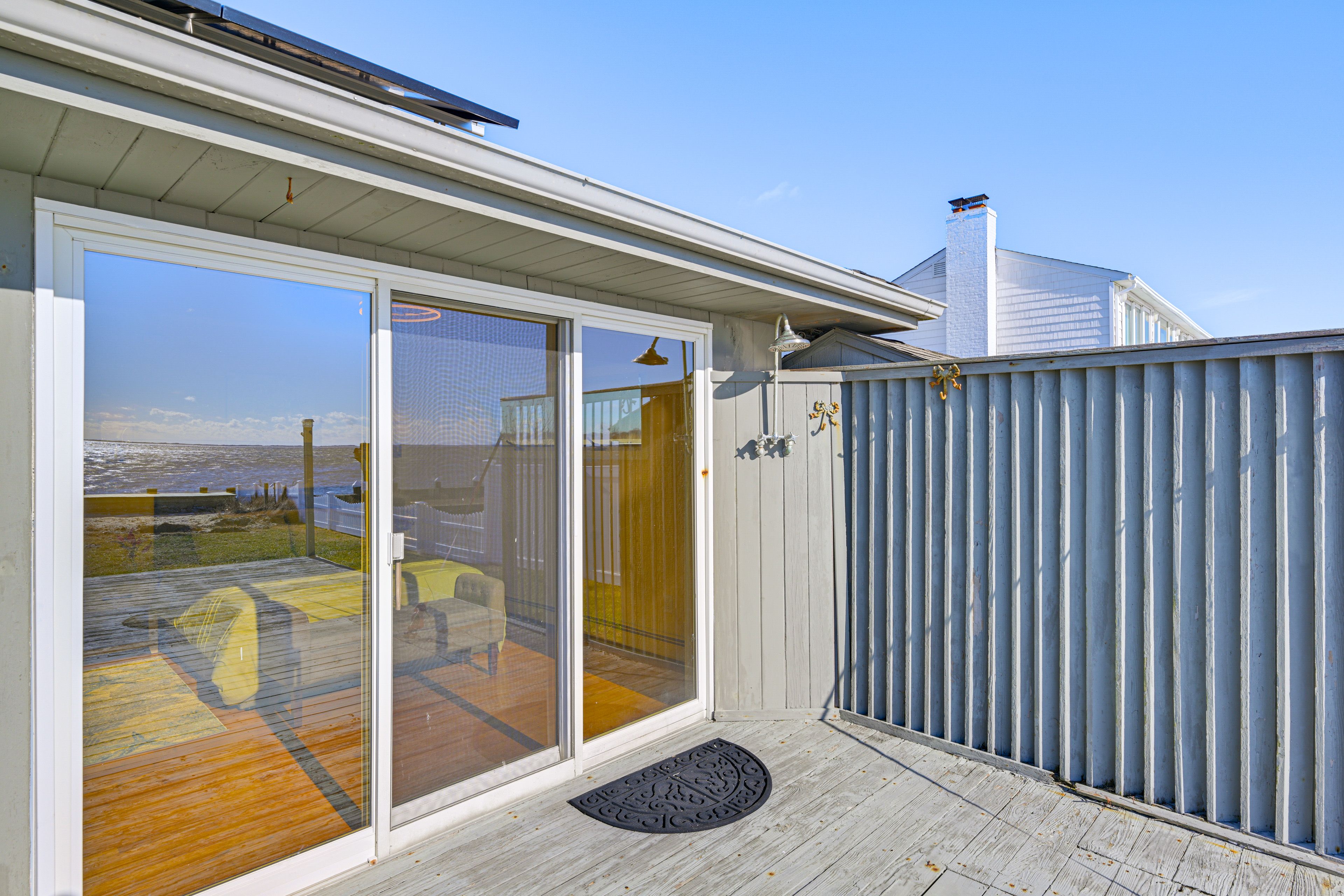 Deck | Outdoor Shower