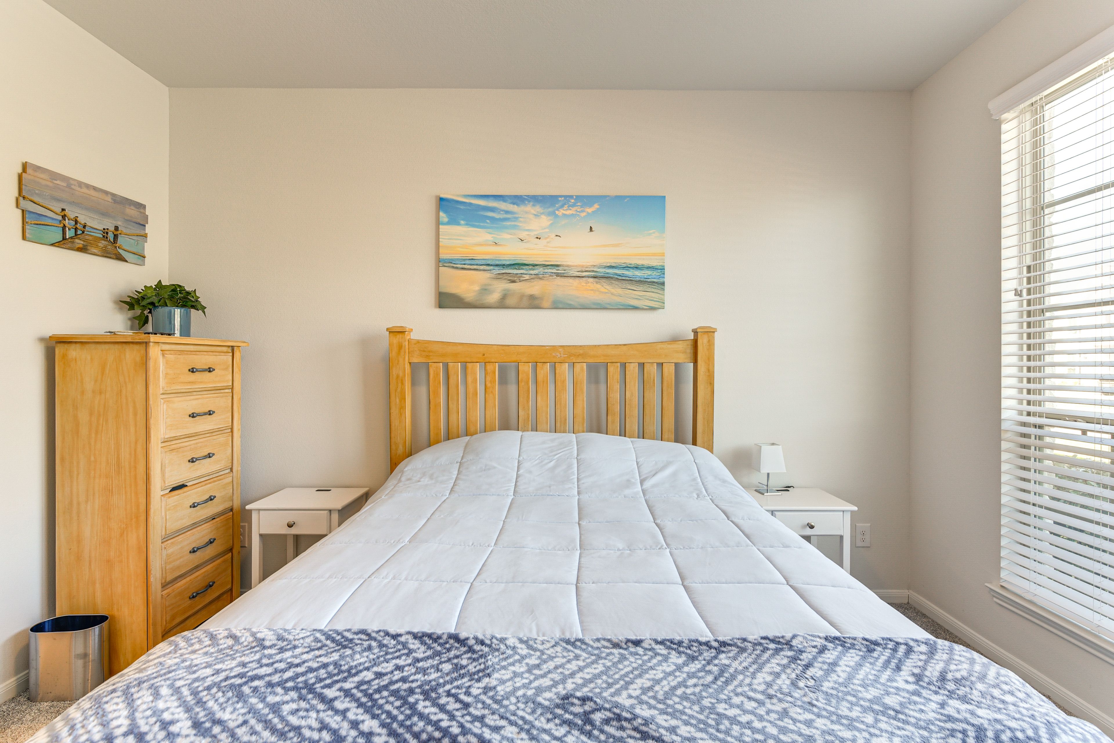 Bedroom 6 | 1st Floor | Full Bed | Linens Provided