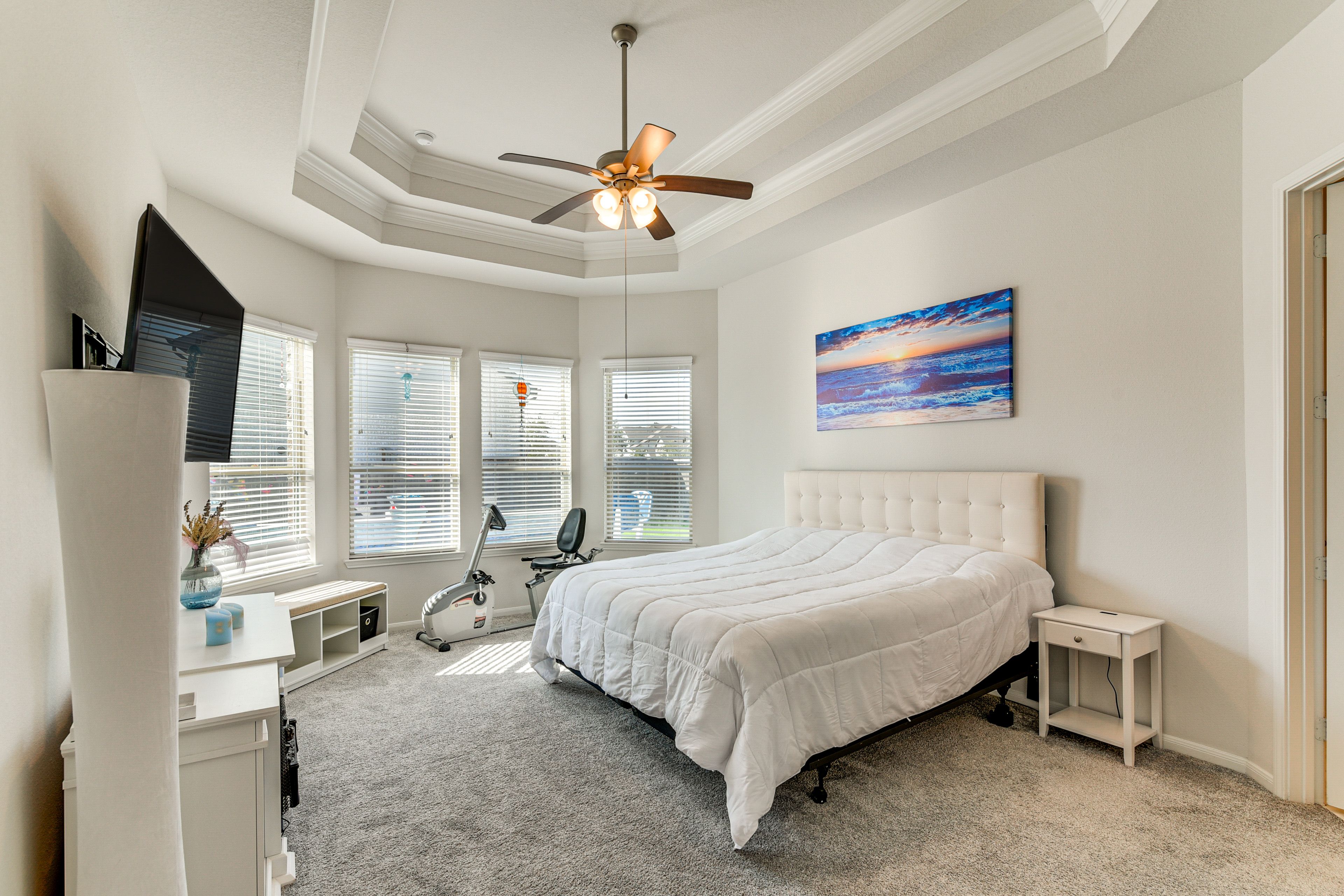 Bedroom 1 | 1st Floor | King Bed | Linens Provided