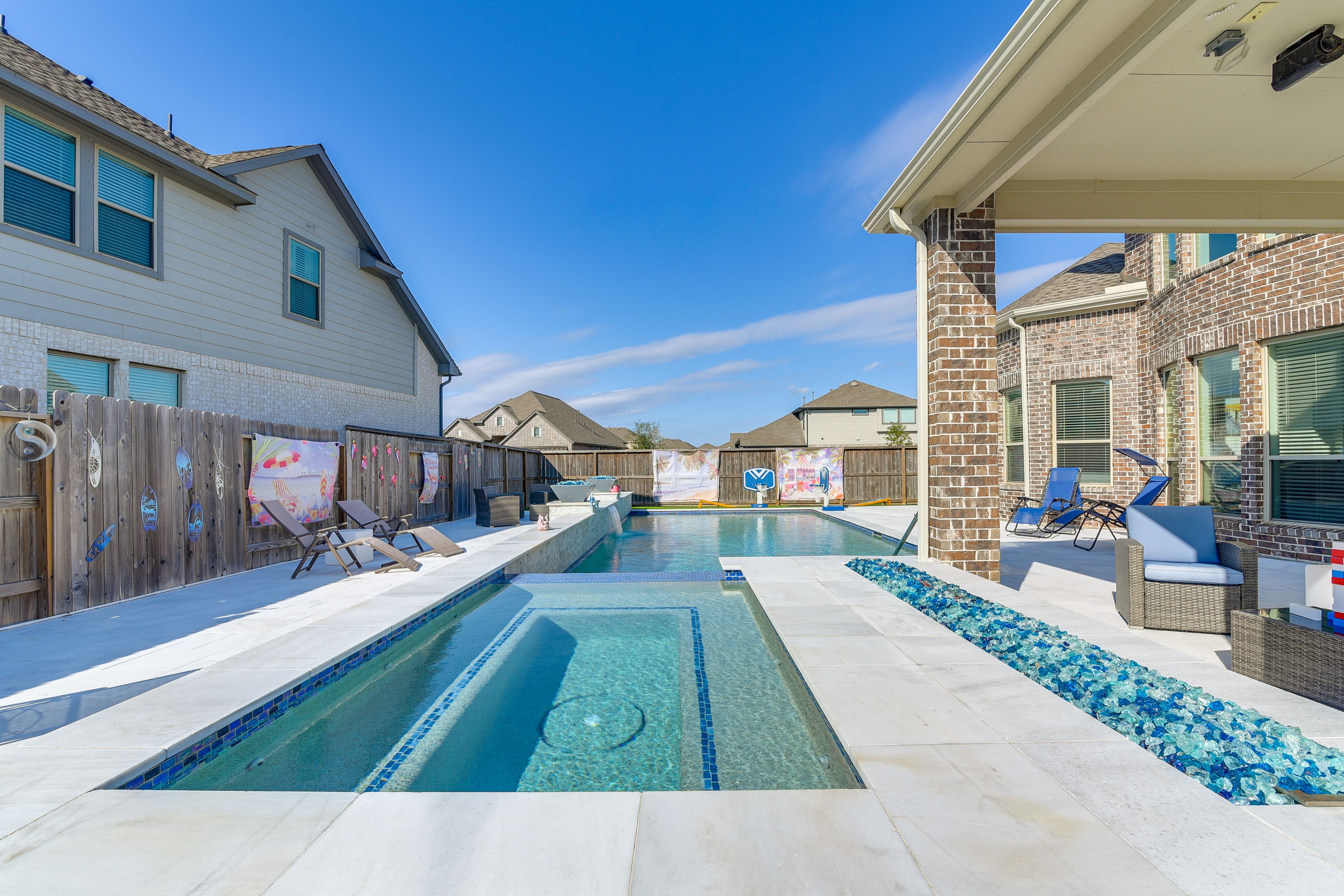 Pool & Spa