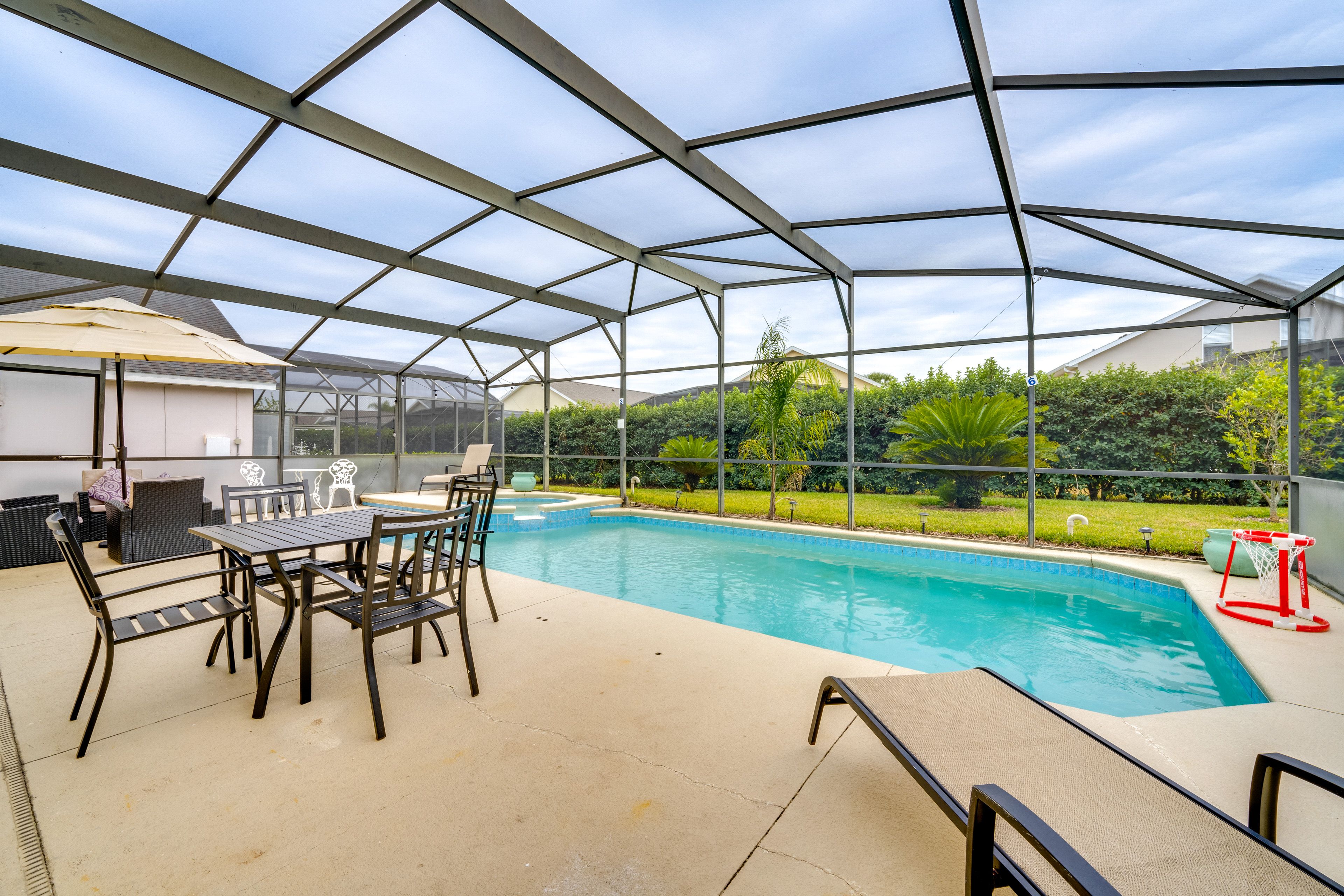 Clermont Vacation Rental | 4BR | 2BA | 1,412 Sq Ft | Step-Free Entry
