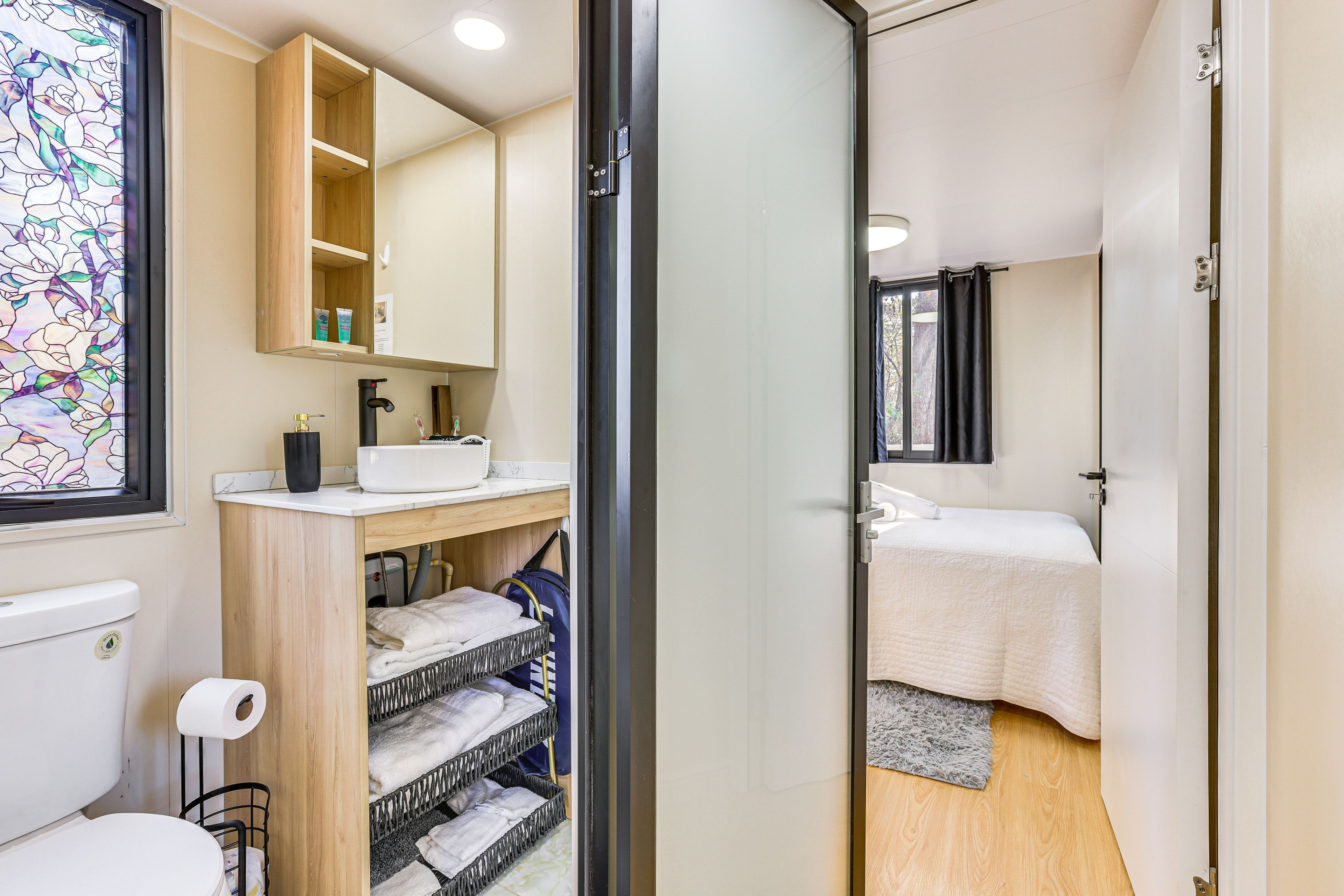Full Bath | Towels