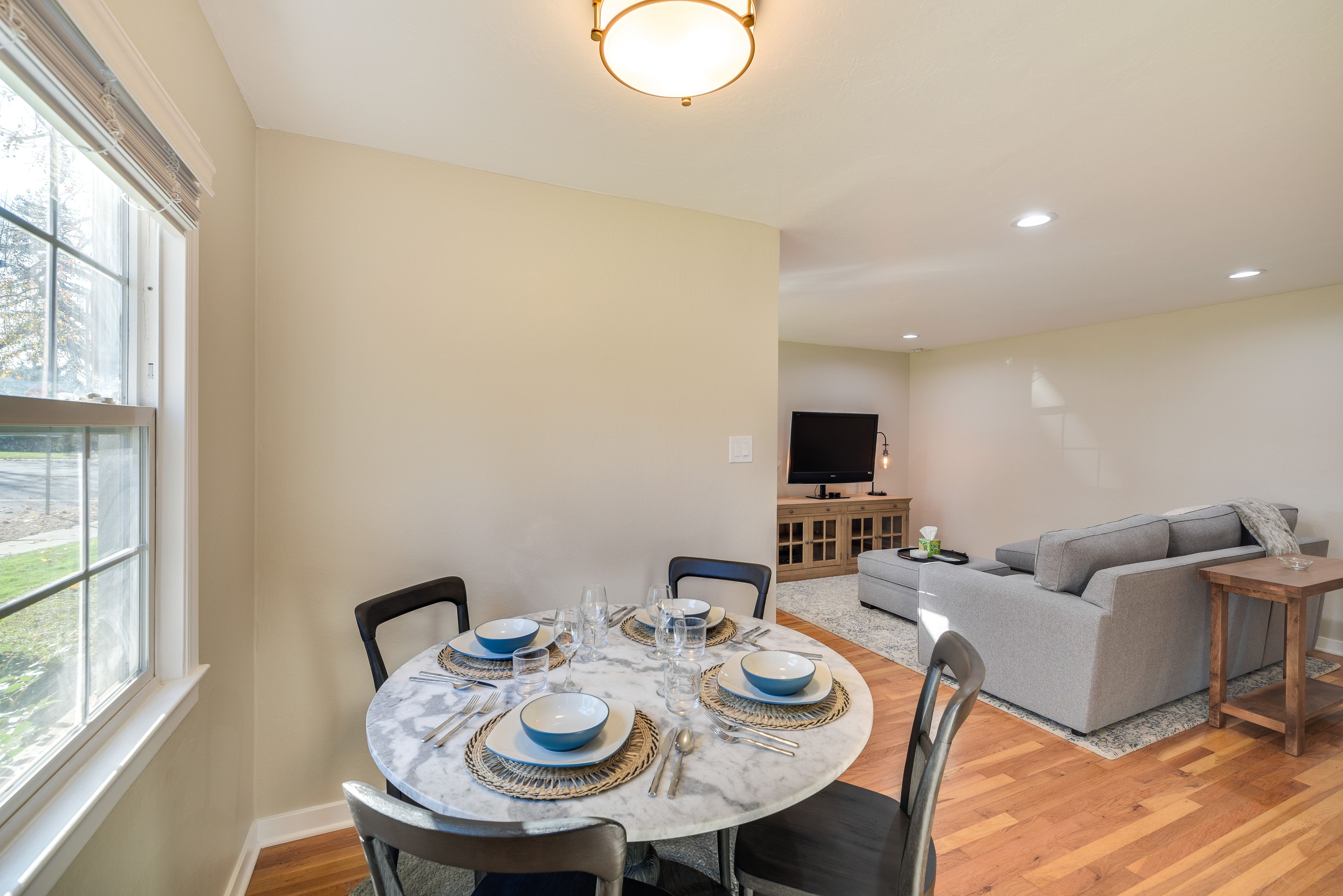 Dining Area | Dishware & Flatware