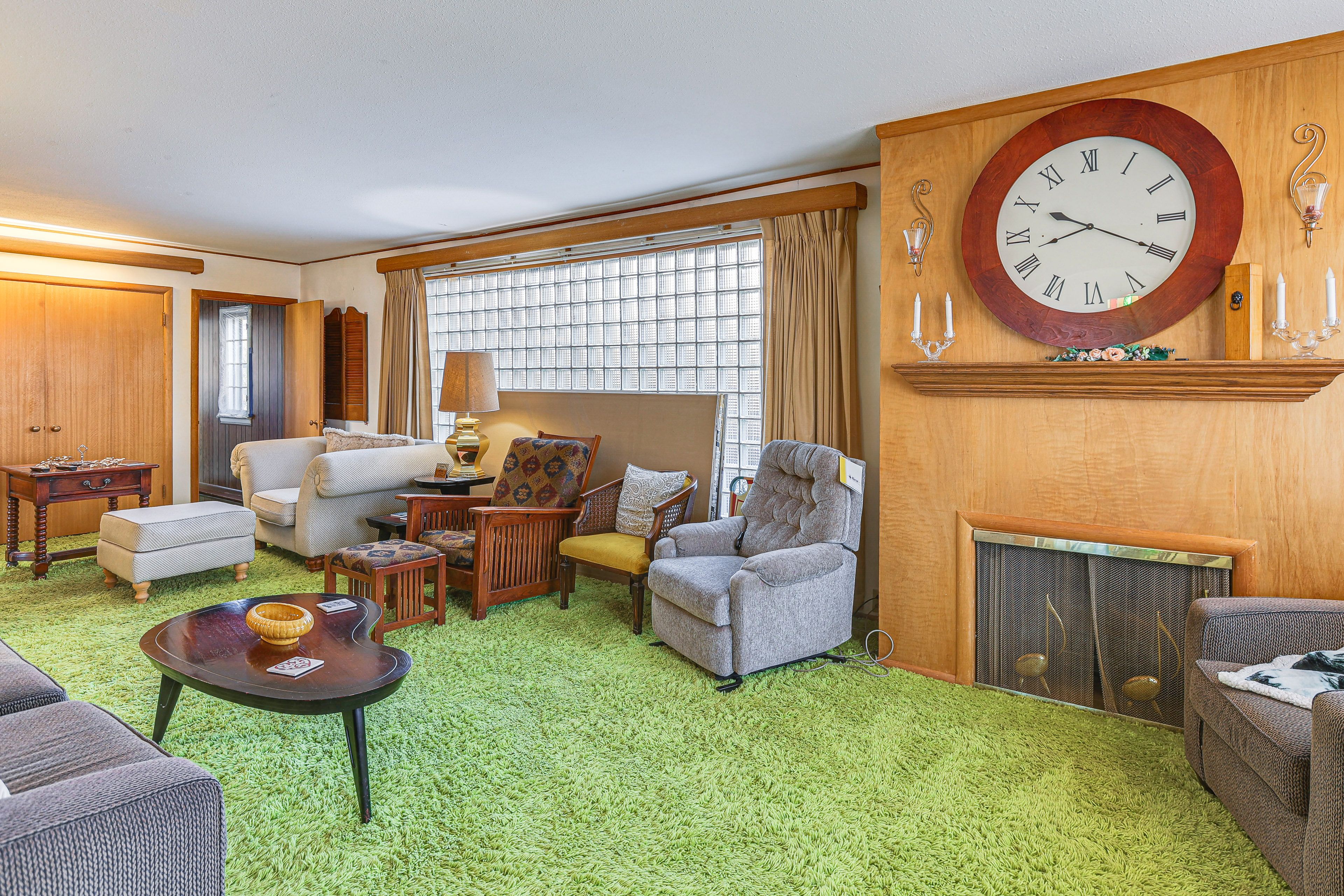 Living Area | Main Level