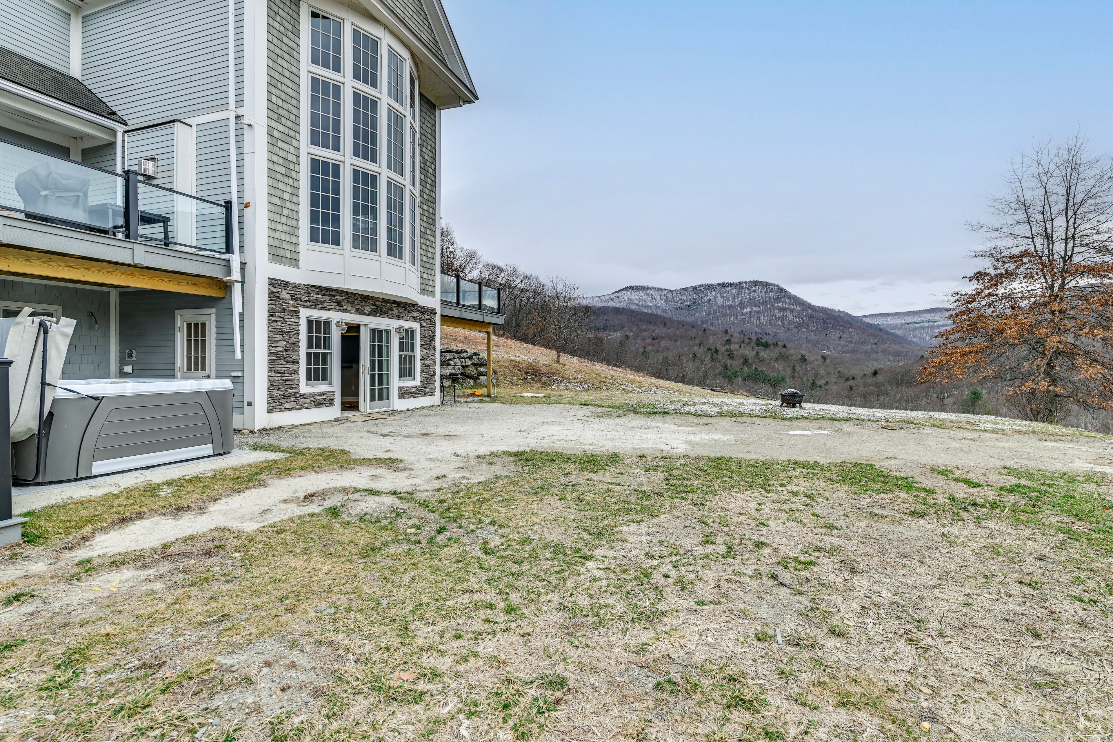 Surrounding Area (Hot Tub Out of Order)