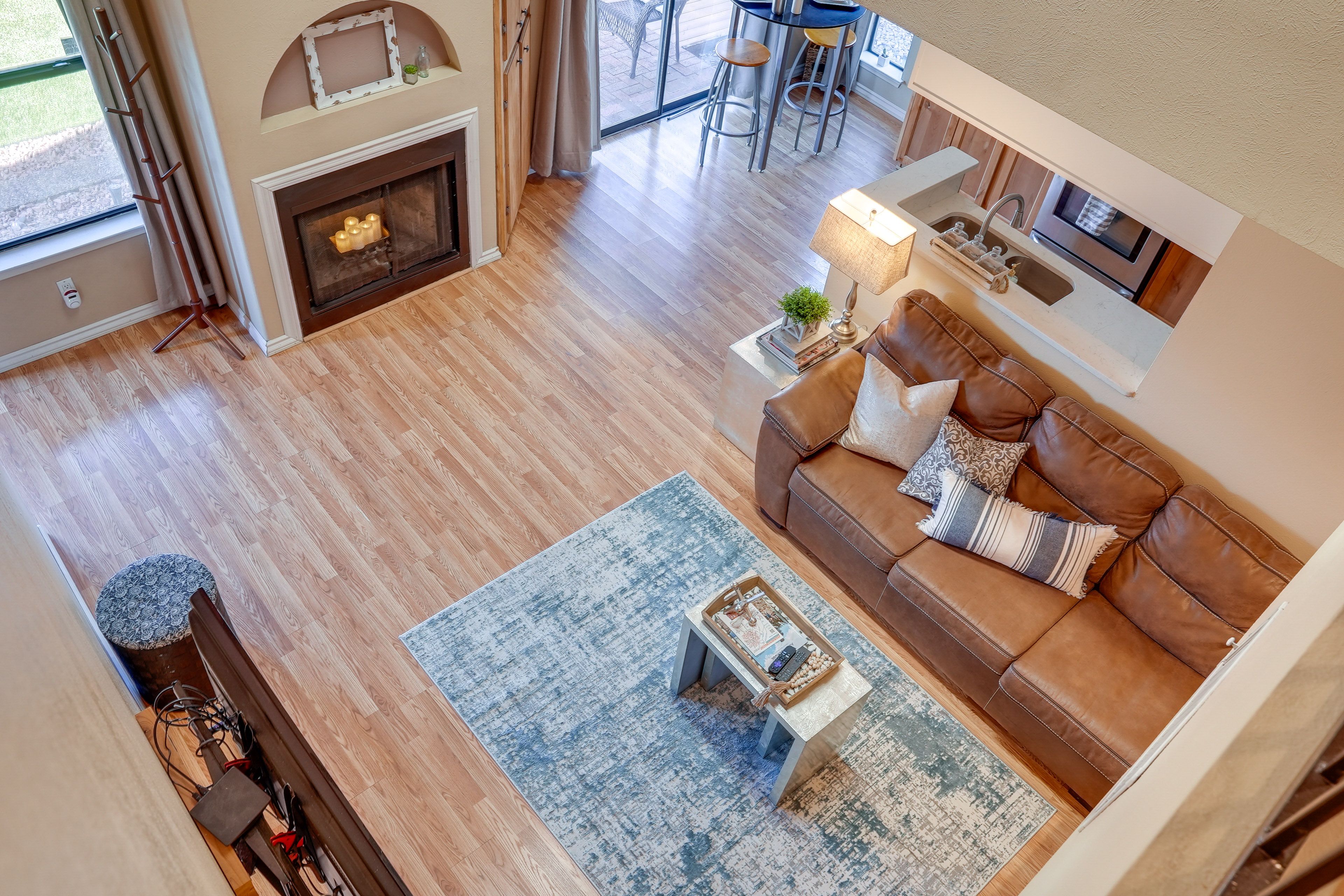 Living Room | 1st Floor | Smart TV