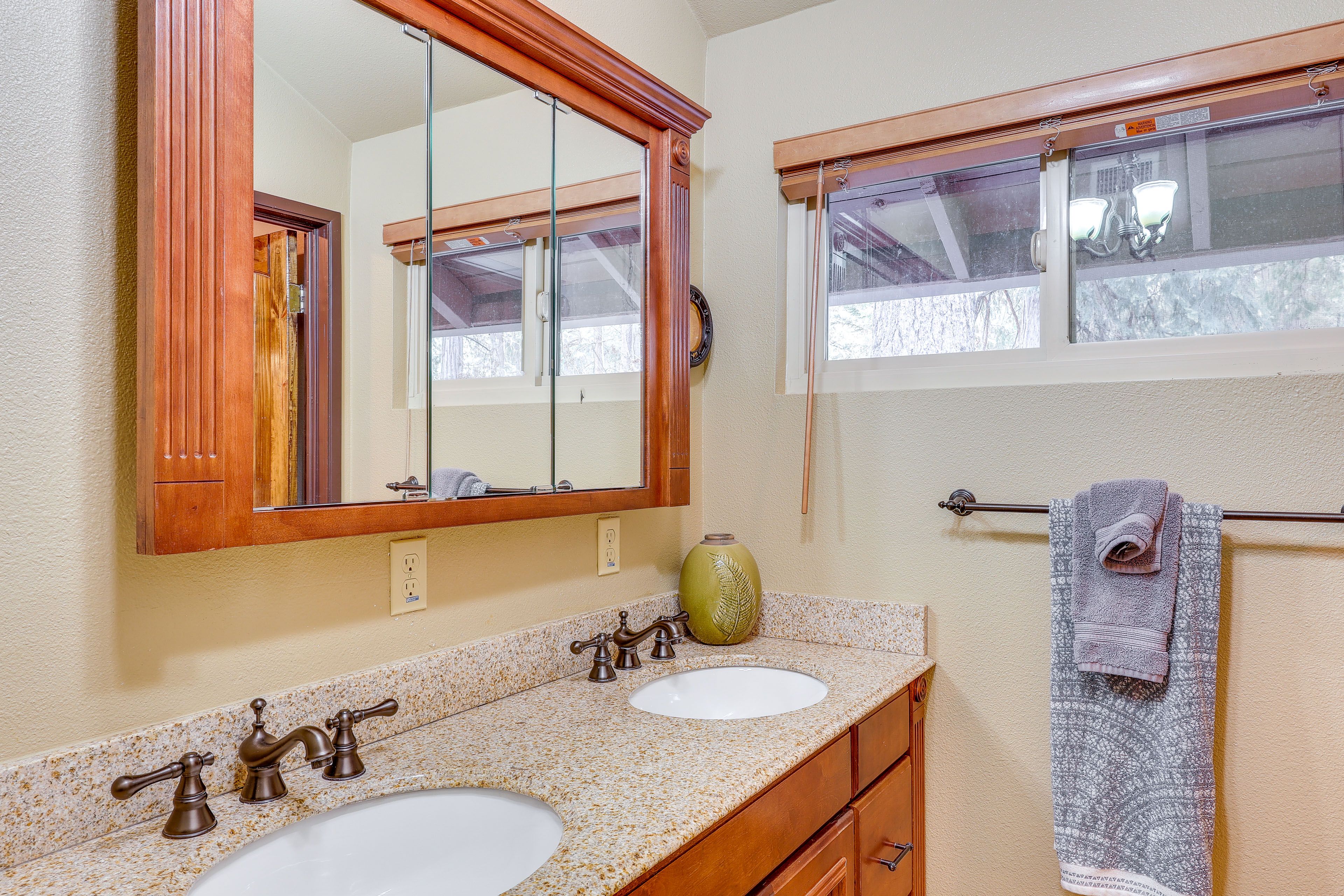 En-Suite Half Bathroom