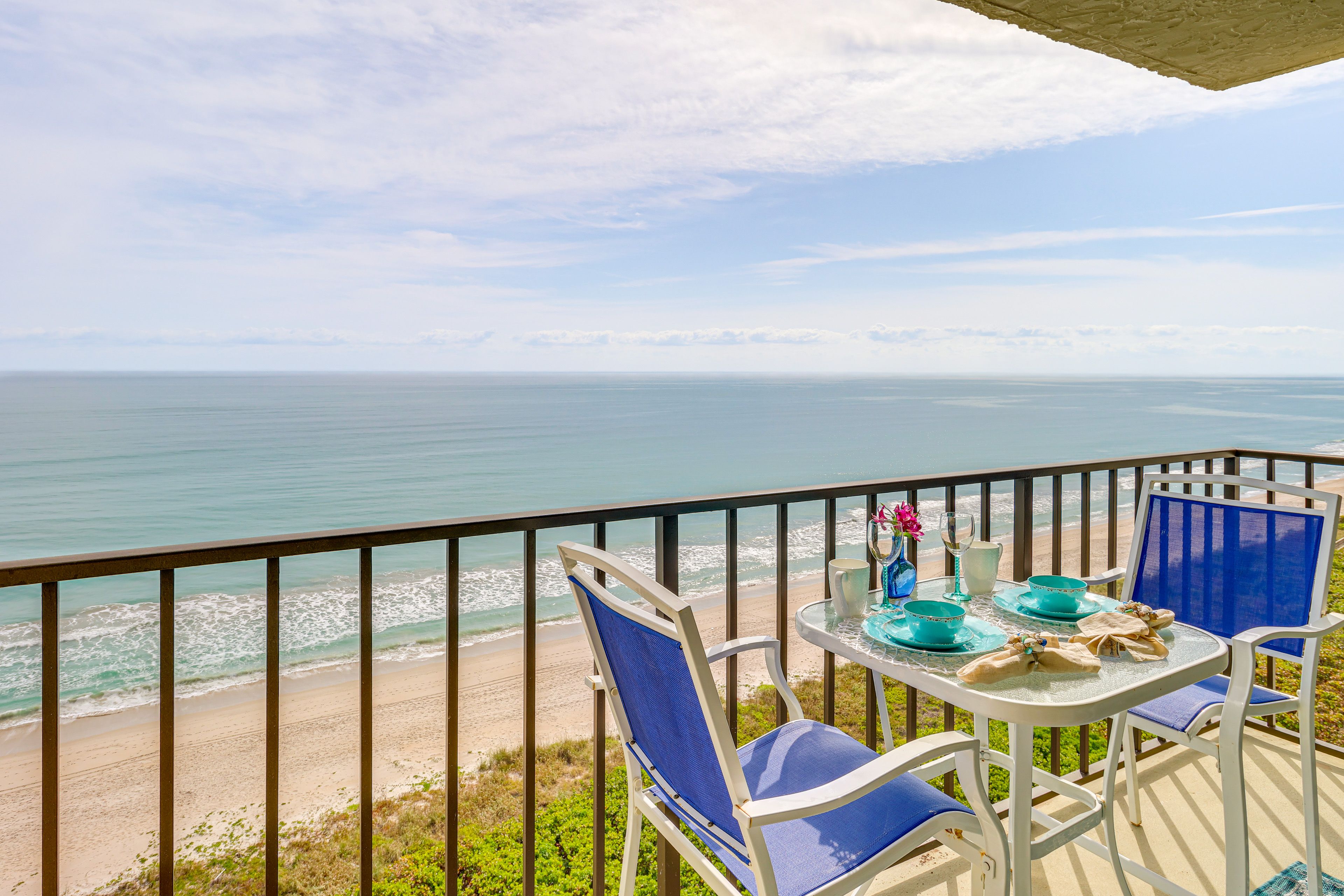 Fort Pierce Vacation Rental | 2BR | 2BA | 1,100 Sq Ft | Step-Free Access