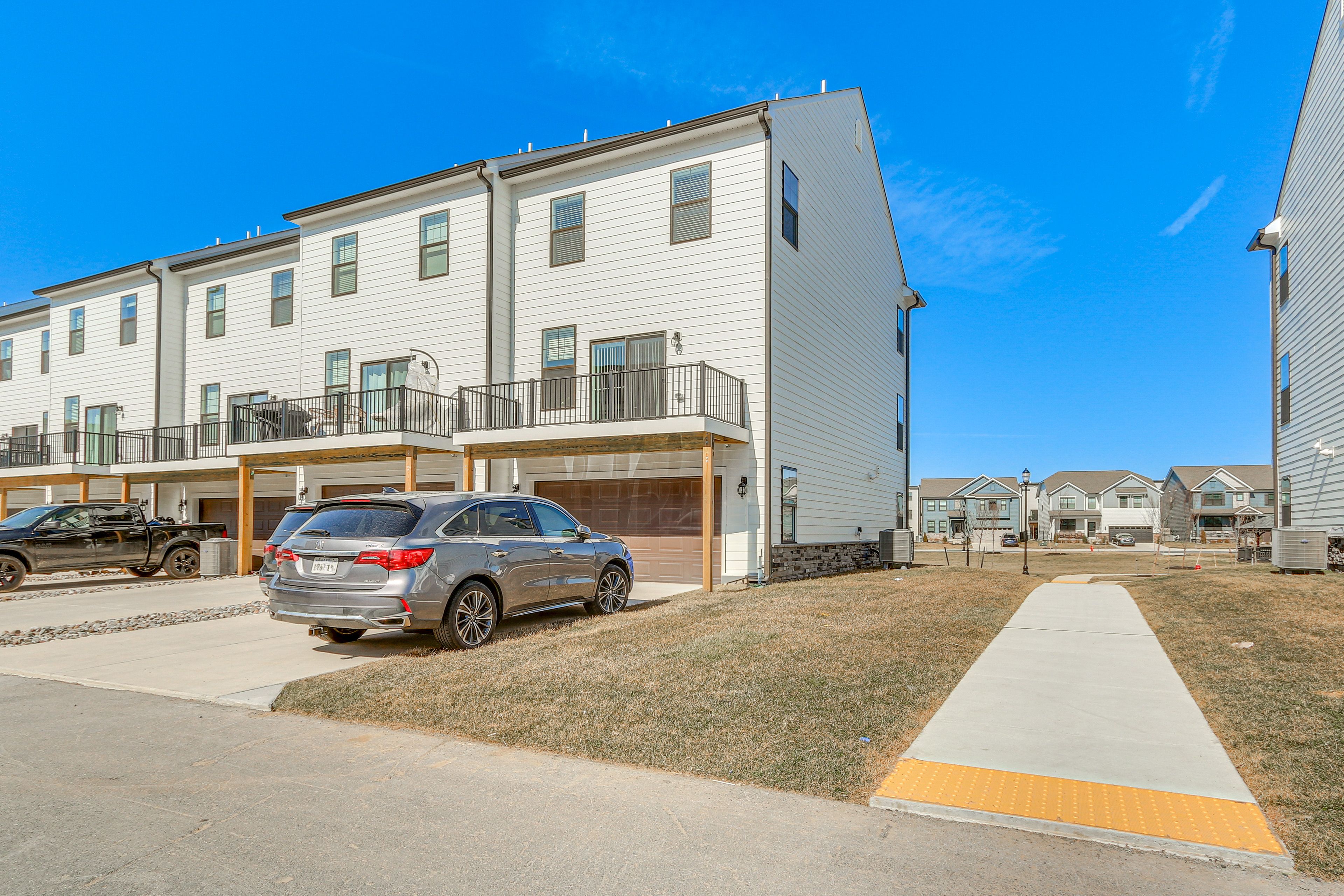 Parking | Driveway (2 Vehicles) | Garage (1 Vehicle) | Street Parking