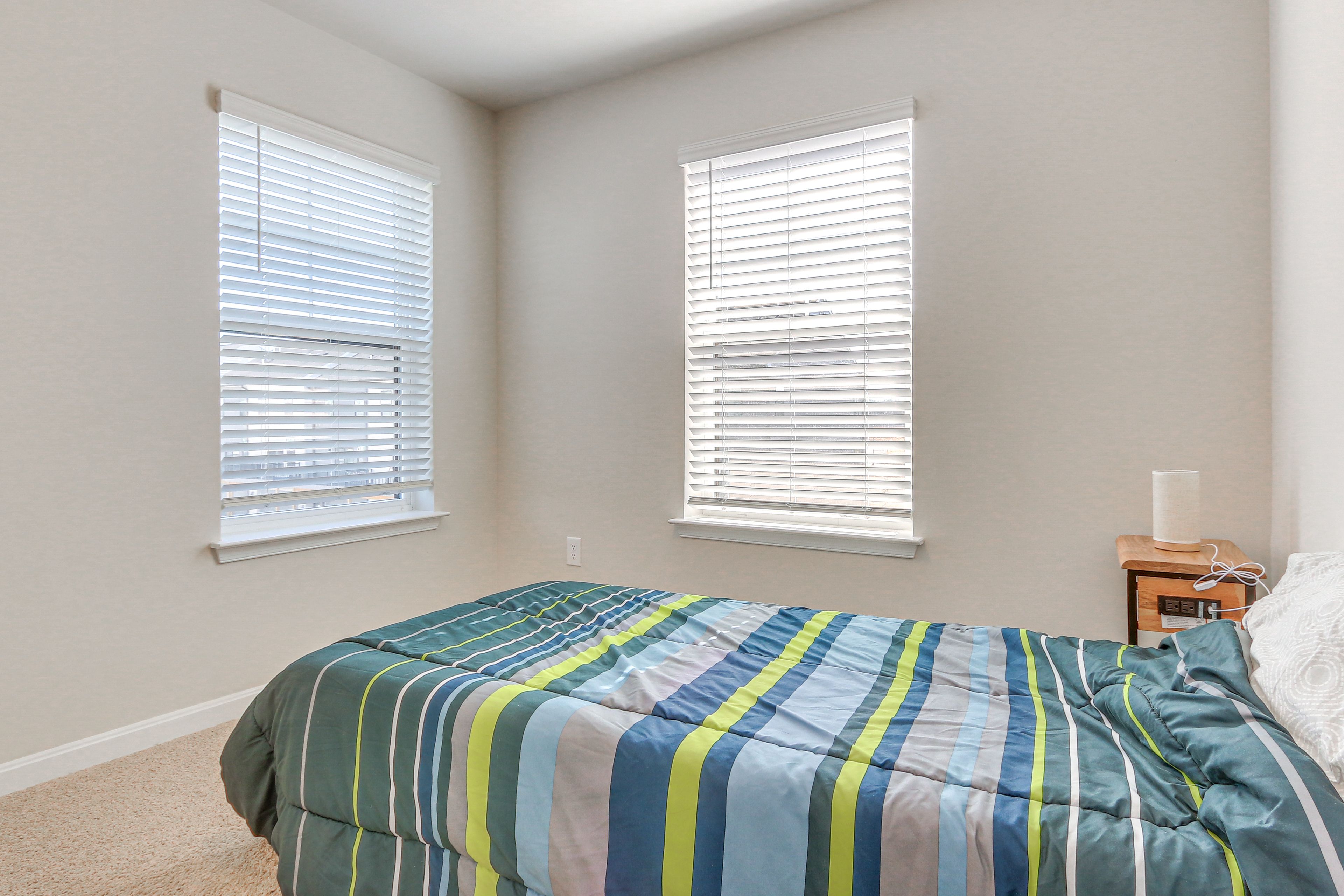 Bedroom 3 | Twin Bed | 3rd Floor