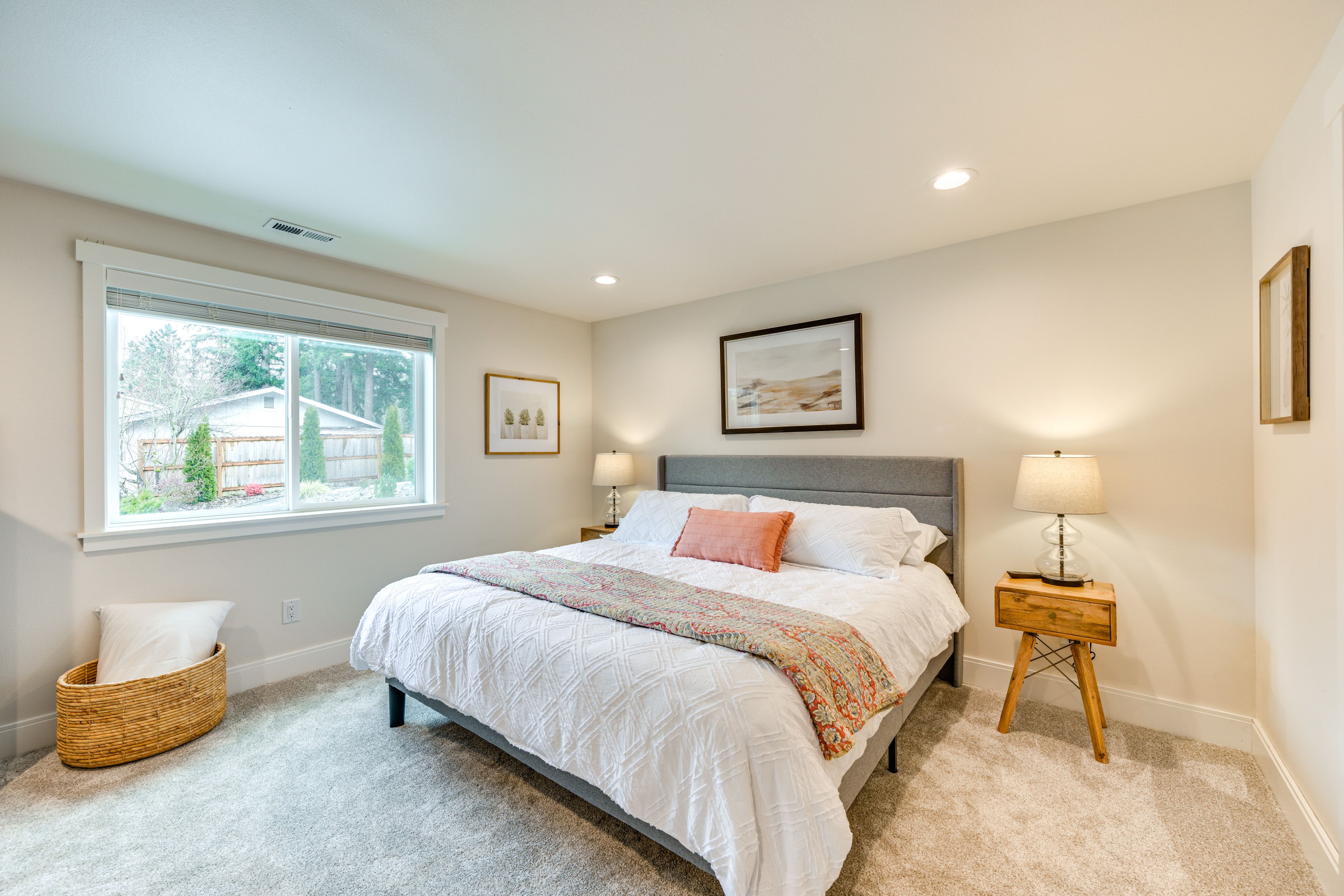Bedroom 1 | King Bed | Linens Provided | En-Suite Bathroom
