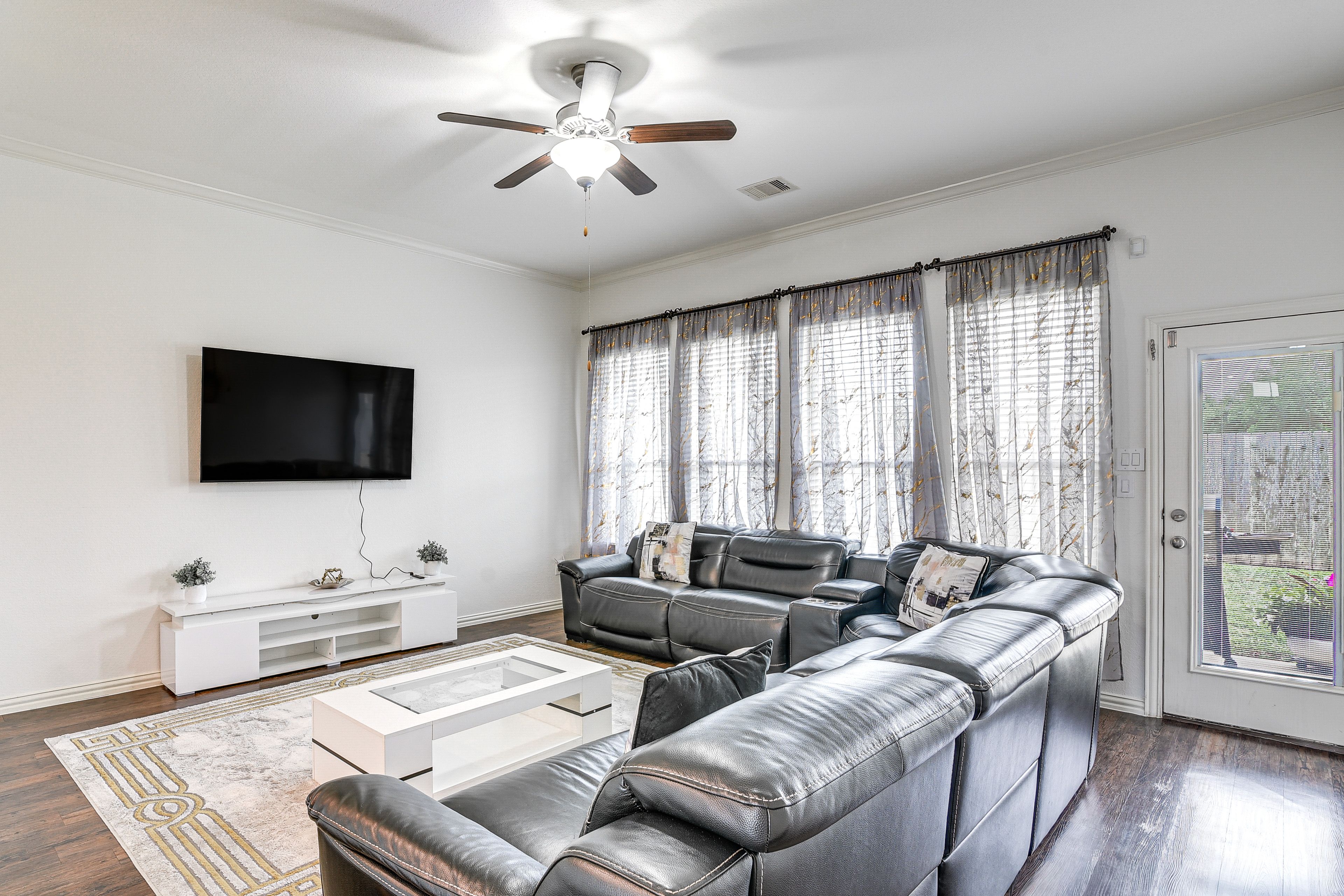 Living Room | 1st Floor | Central A/C & Heating