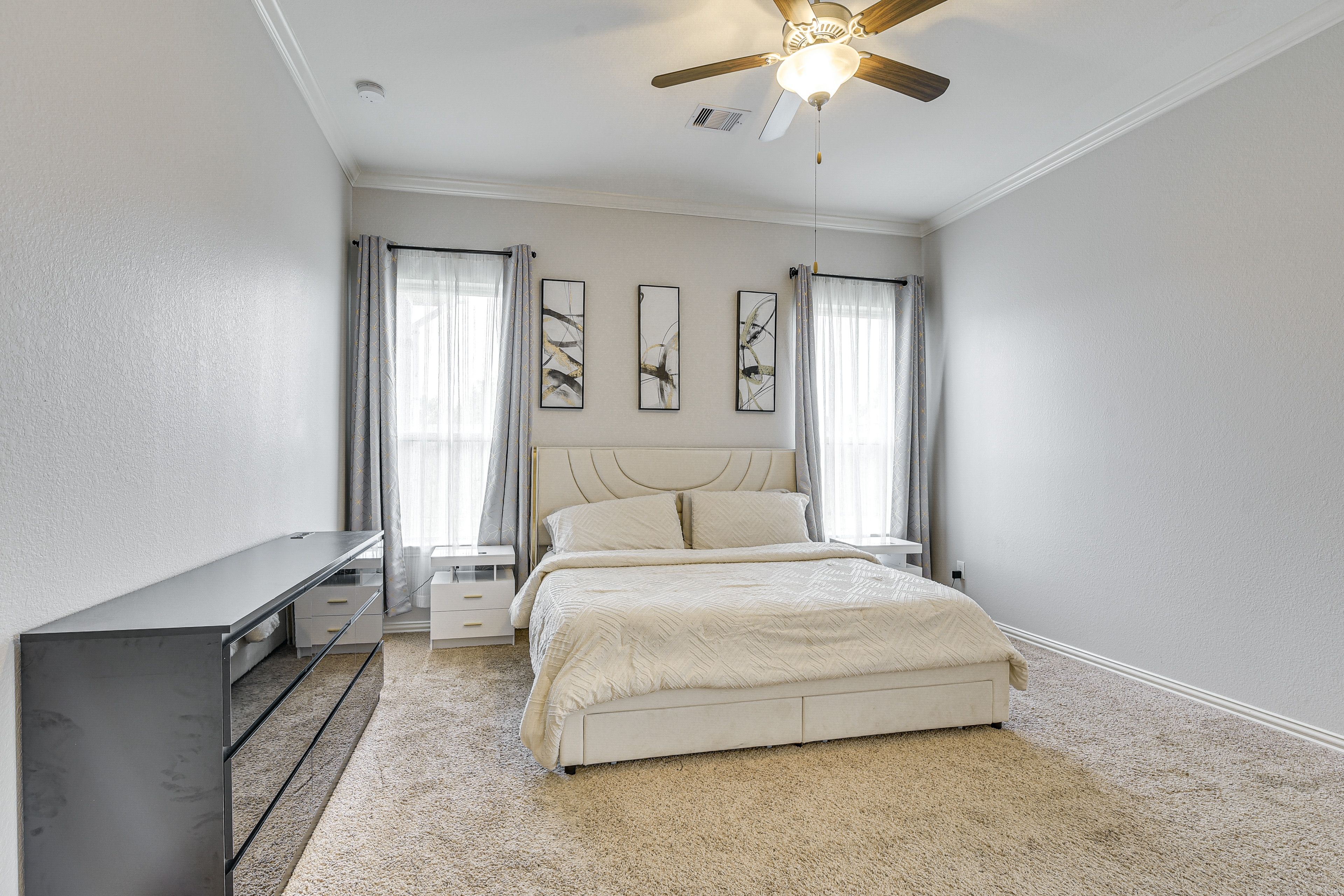 Bedroom 1 | 1st Floor | King Bed | Linens Provided
