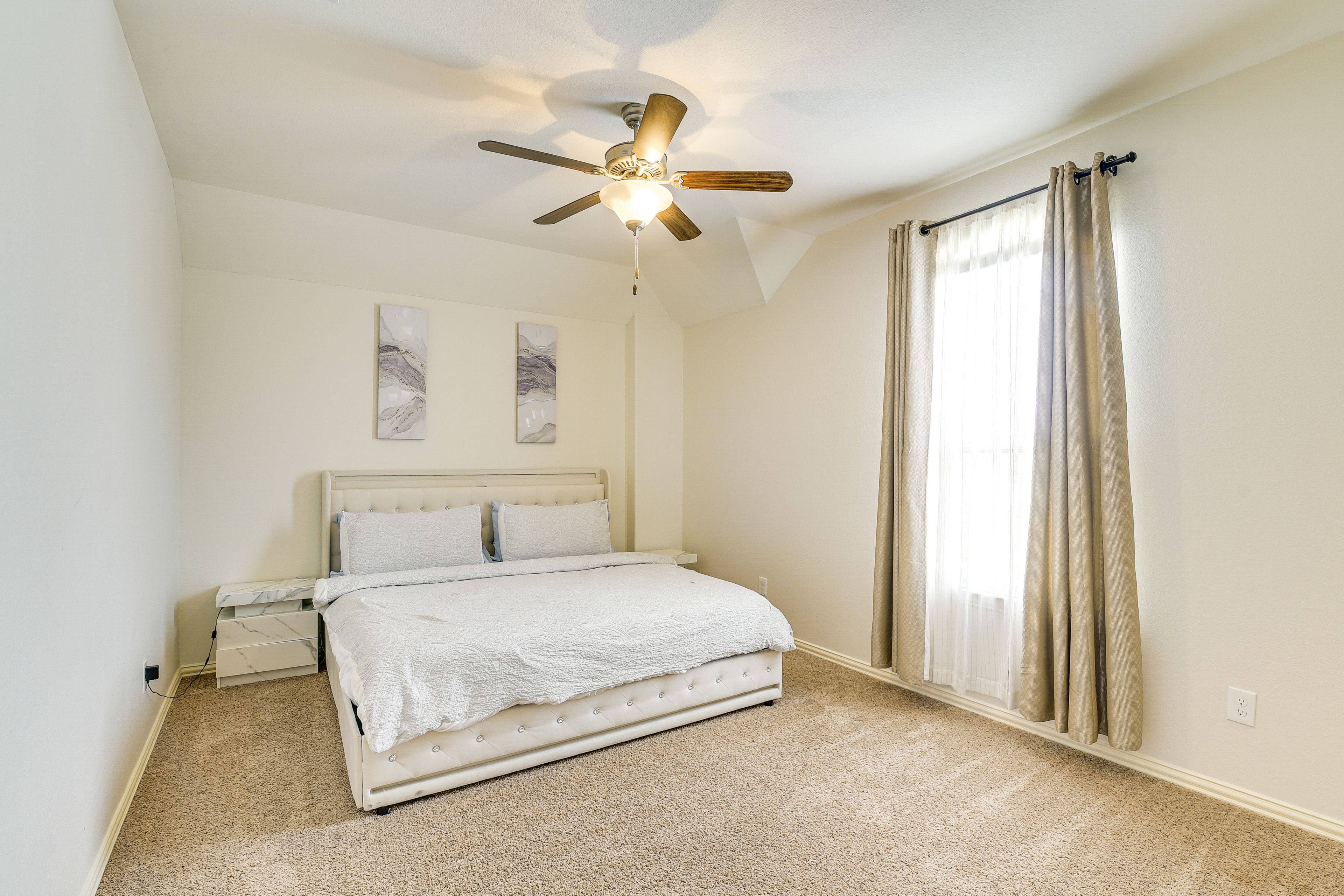 Bedroom 2 | 2nd Floor | California King Bed | Linens Provided