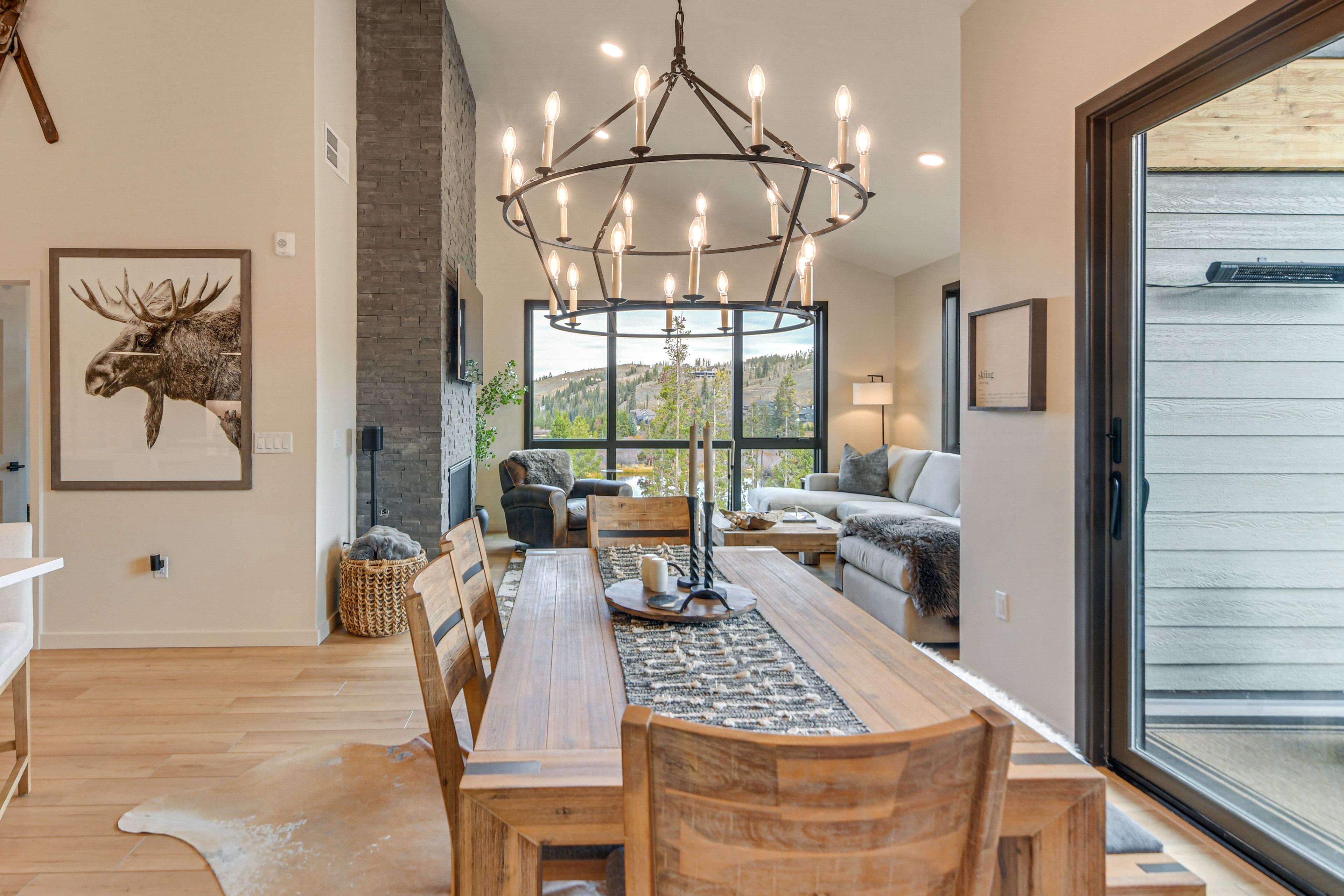 Dining Area | Dishware & Flatware