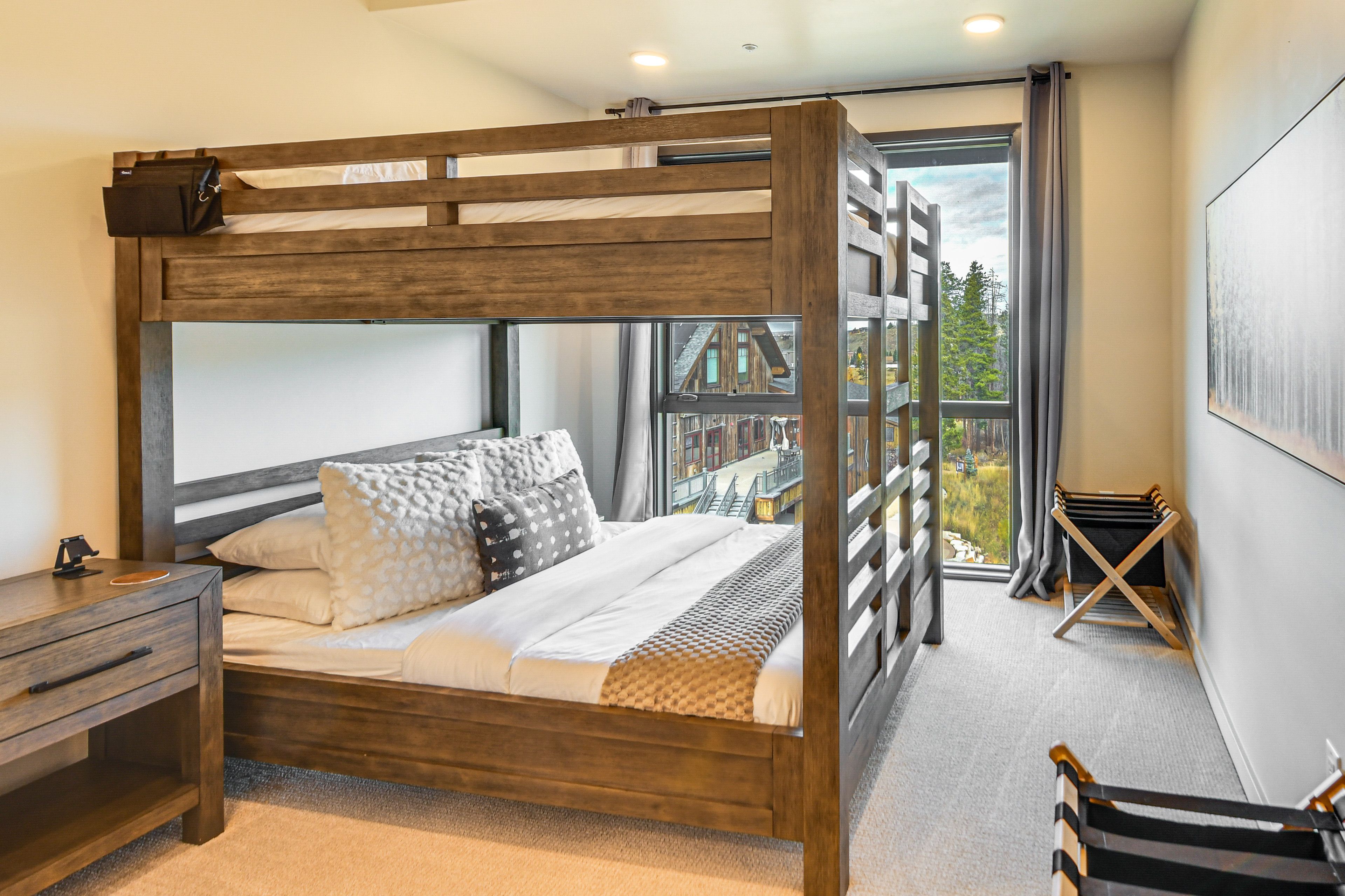 Bedroom 2 | Queen Bunk Bed | En-Suite Bathroom