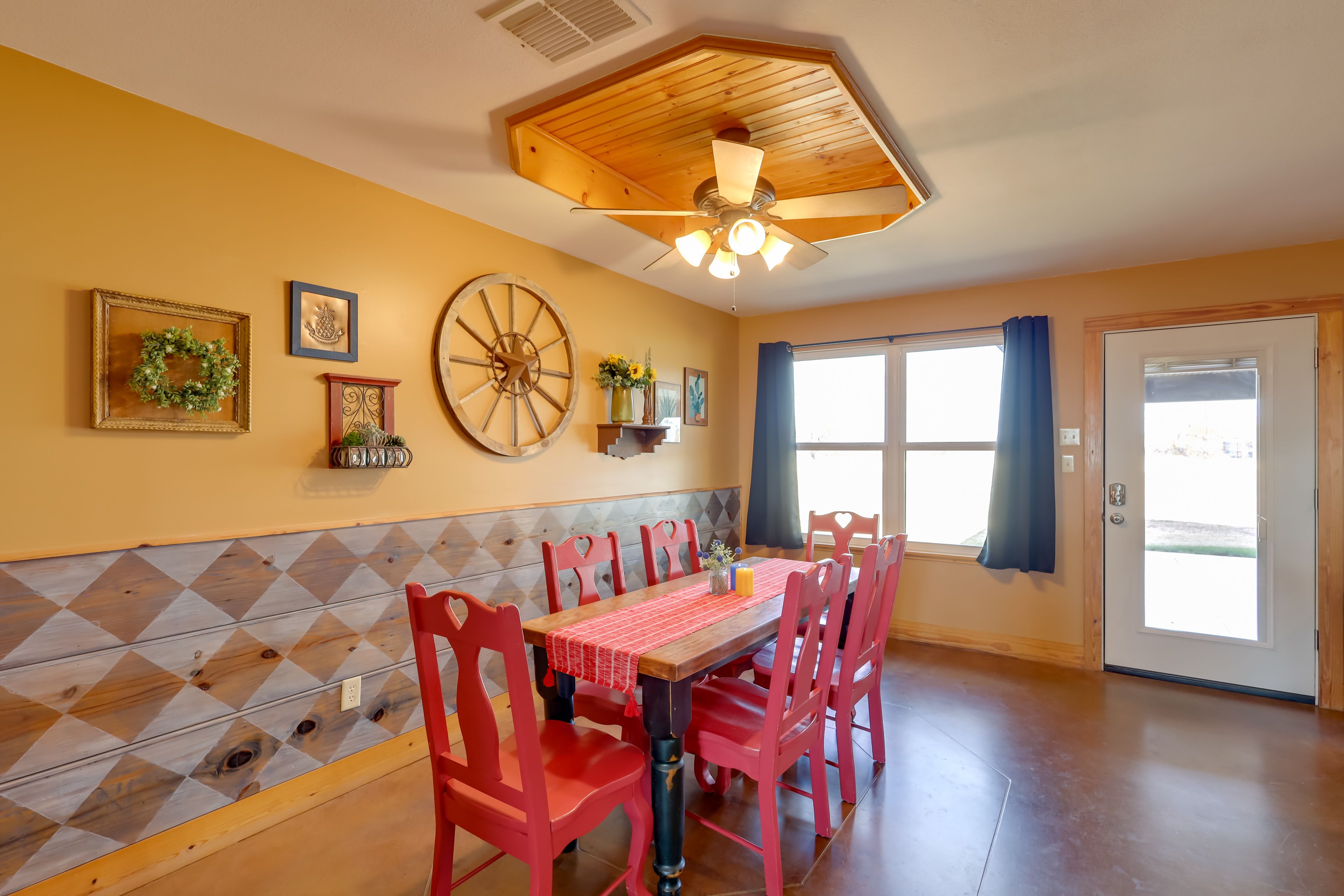 Dining Room | 1st Floor | Dishware & Flatware