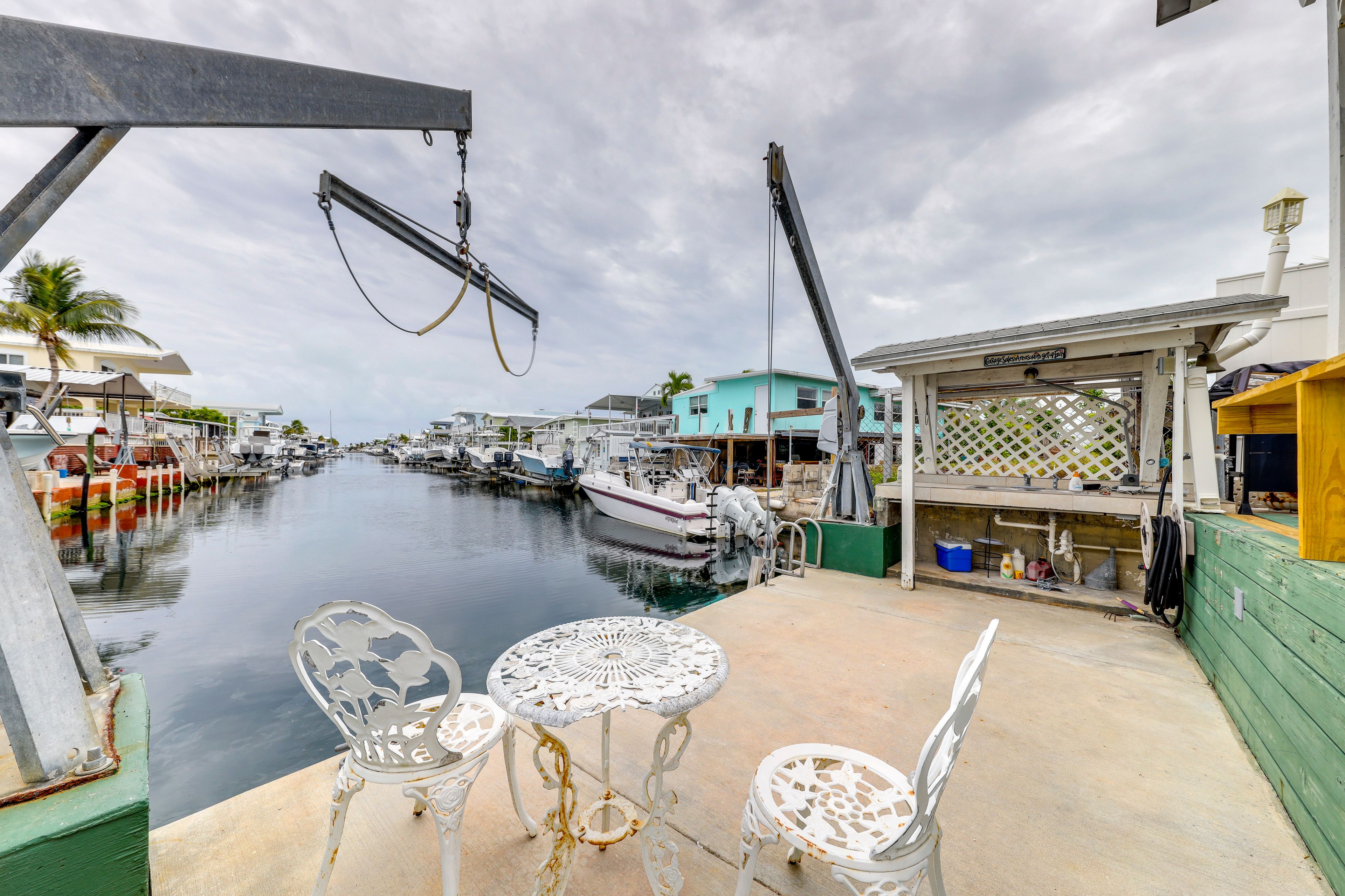 Dock | Fish Cleaning Table