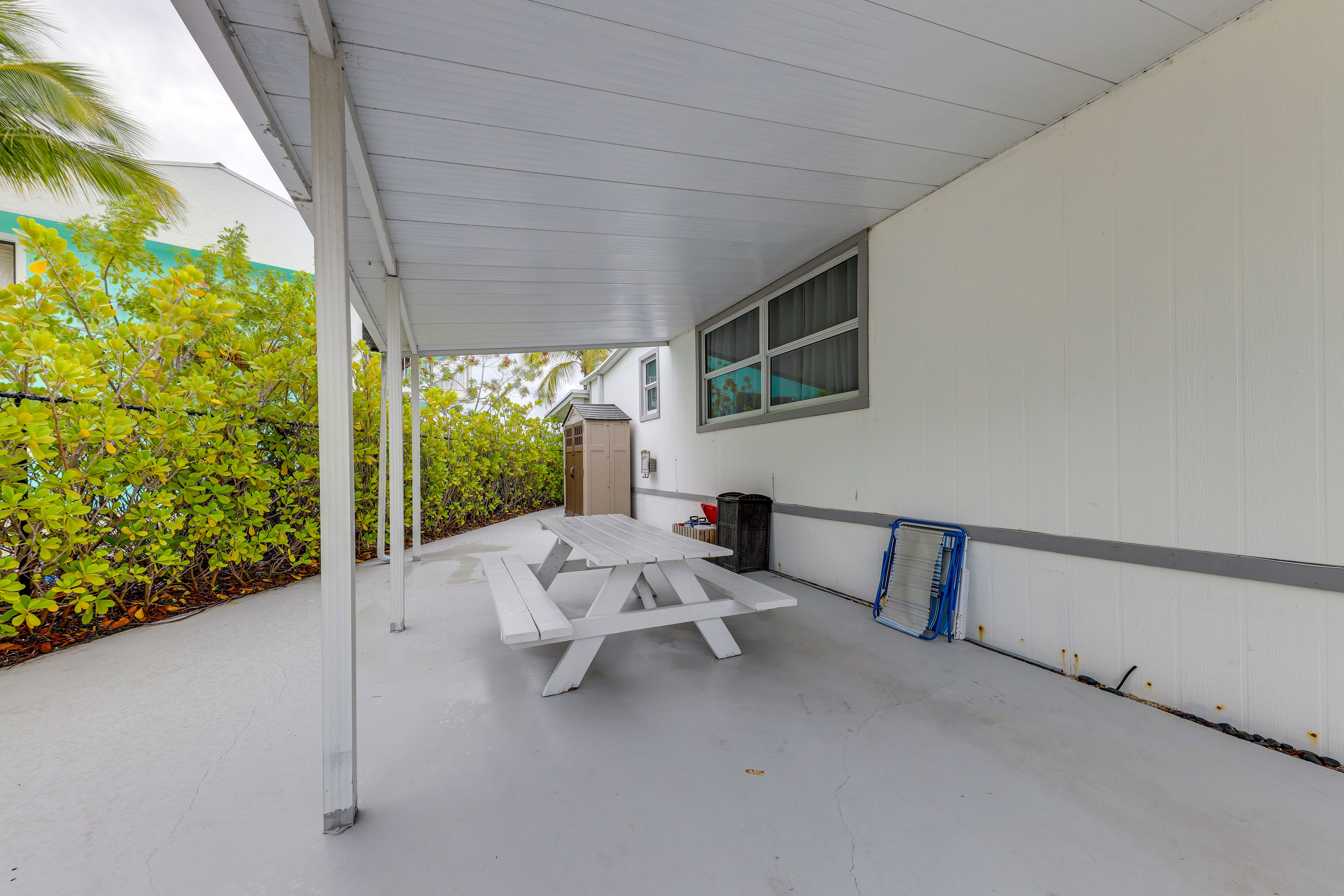 Covered Patio 2 | Picnic Table