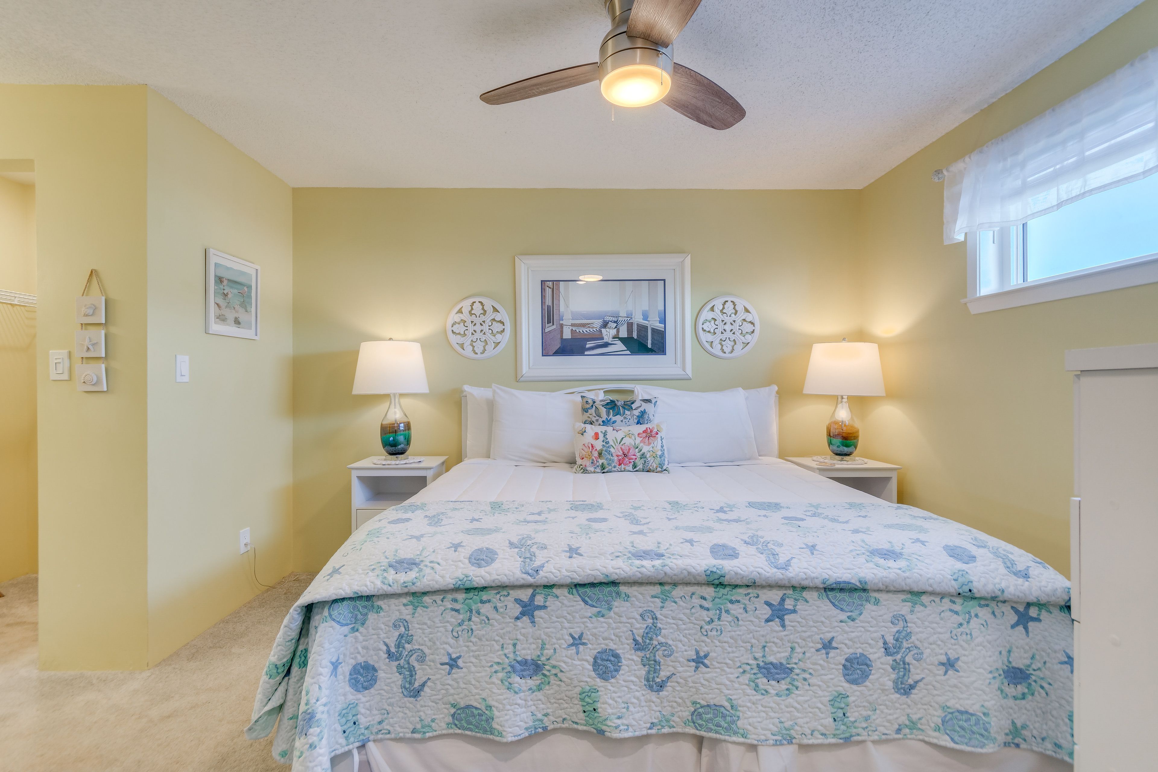 Bedroom | 2nd Floor | King Bed | Linens Provided | Smart TV | Free WiFi