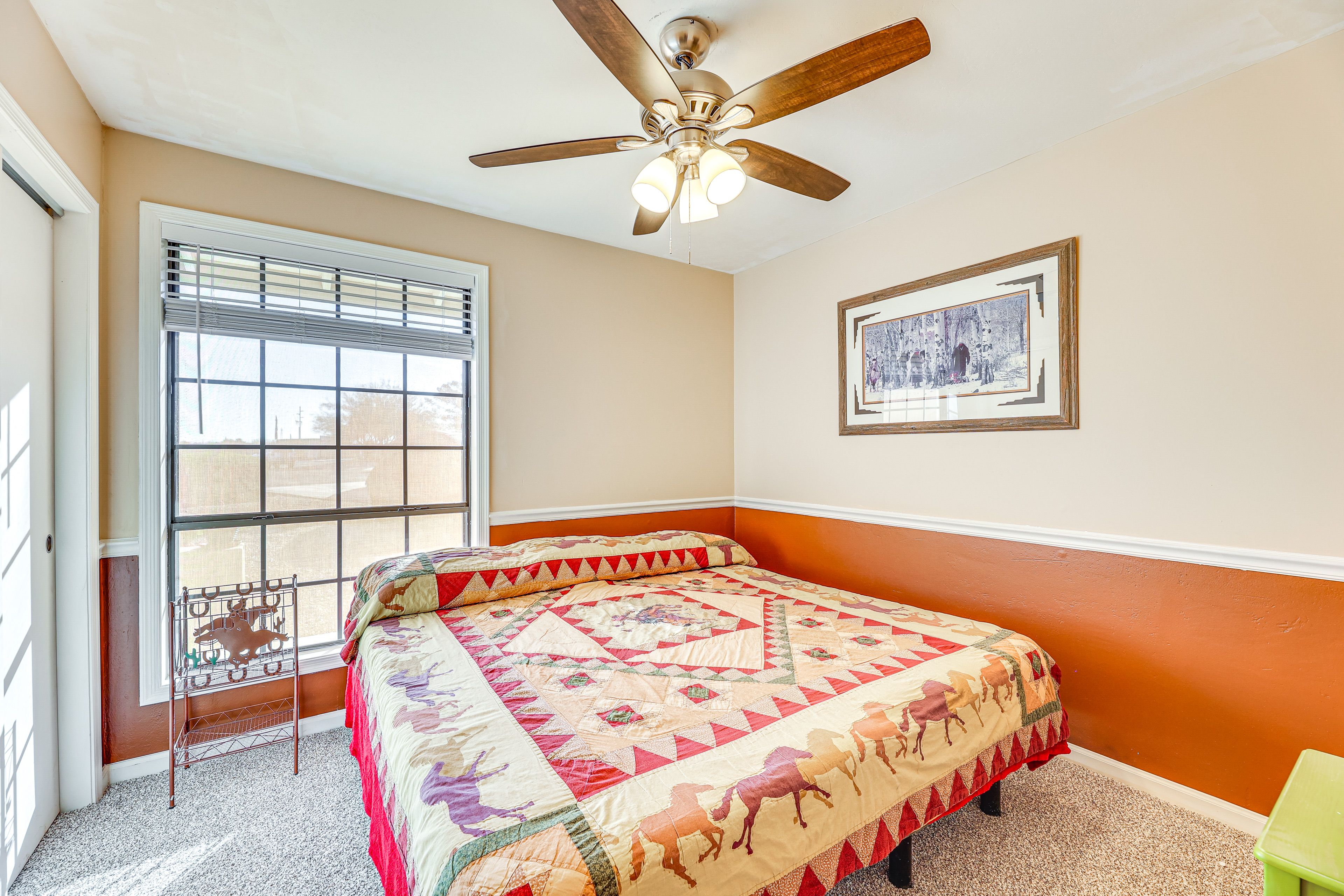Bedroom 1 | King Bed | Smart TV