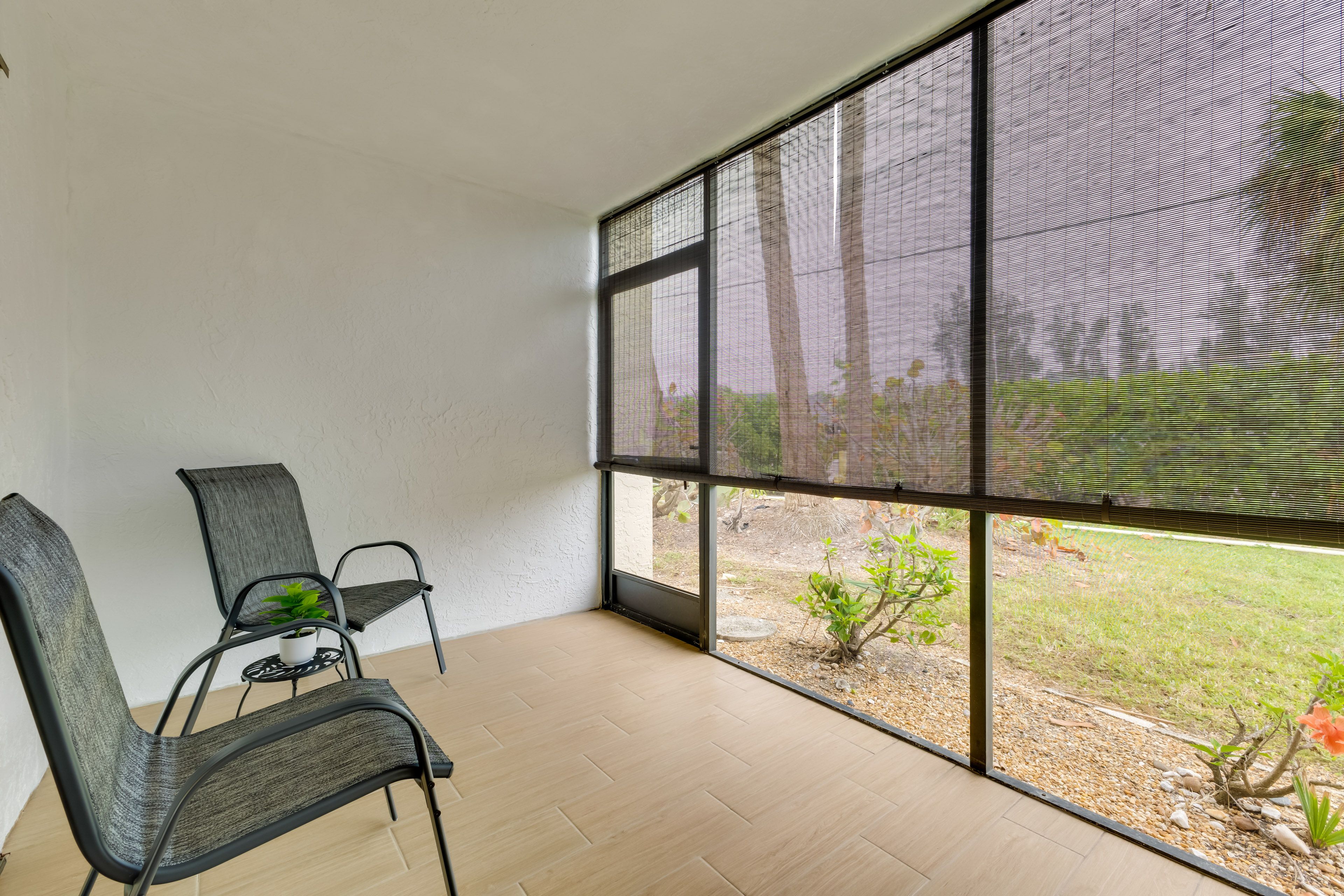 Lanai | Single-Story Condo on 1st Floor