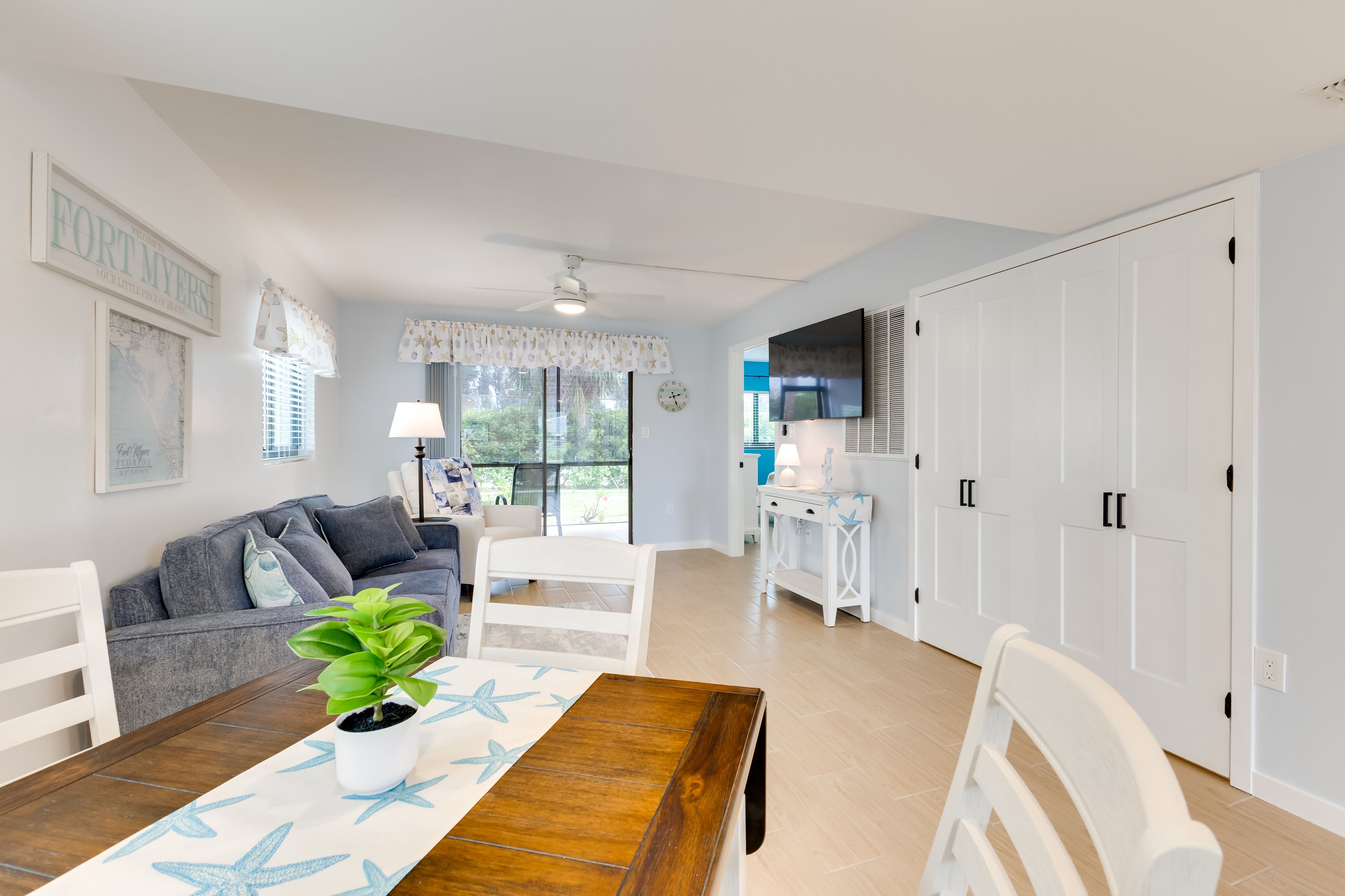 Living Room & Dining Area | Central A/C & Heating