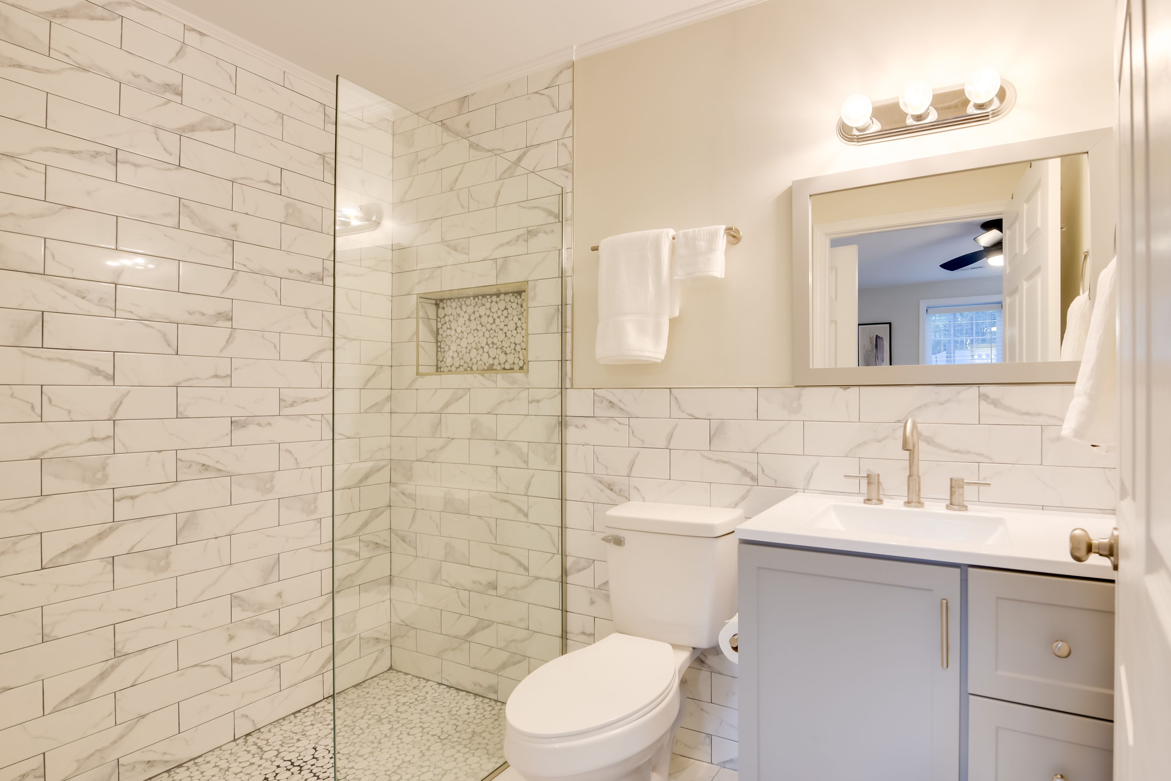 En-Suite Bathroom | Towels Provided
