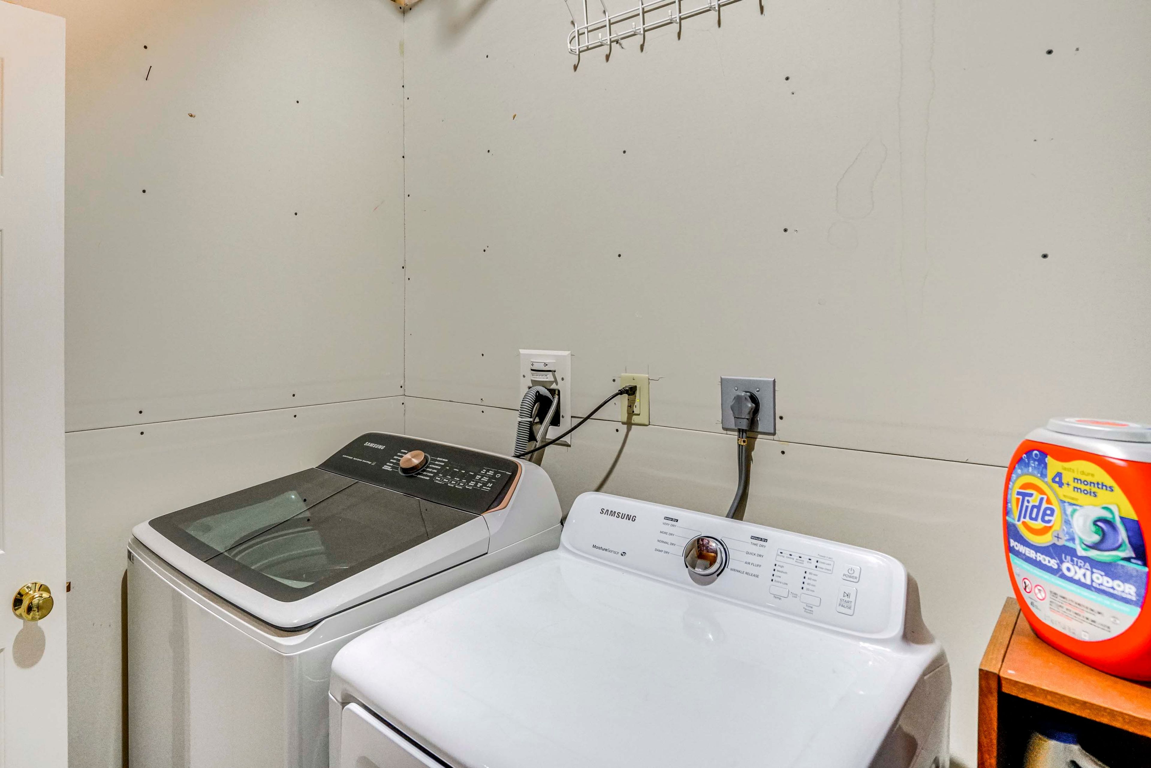 Laundry Area | Basement | Washer/Dryer | Laundry Detergent | Iron/Board